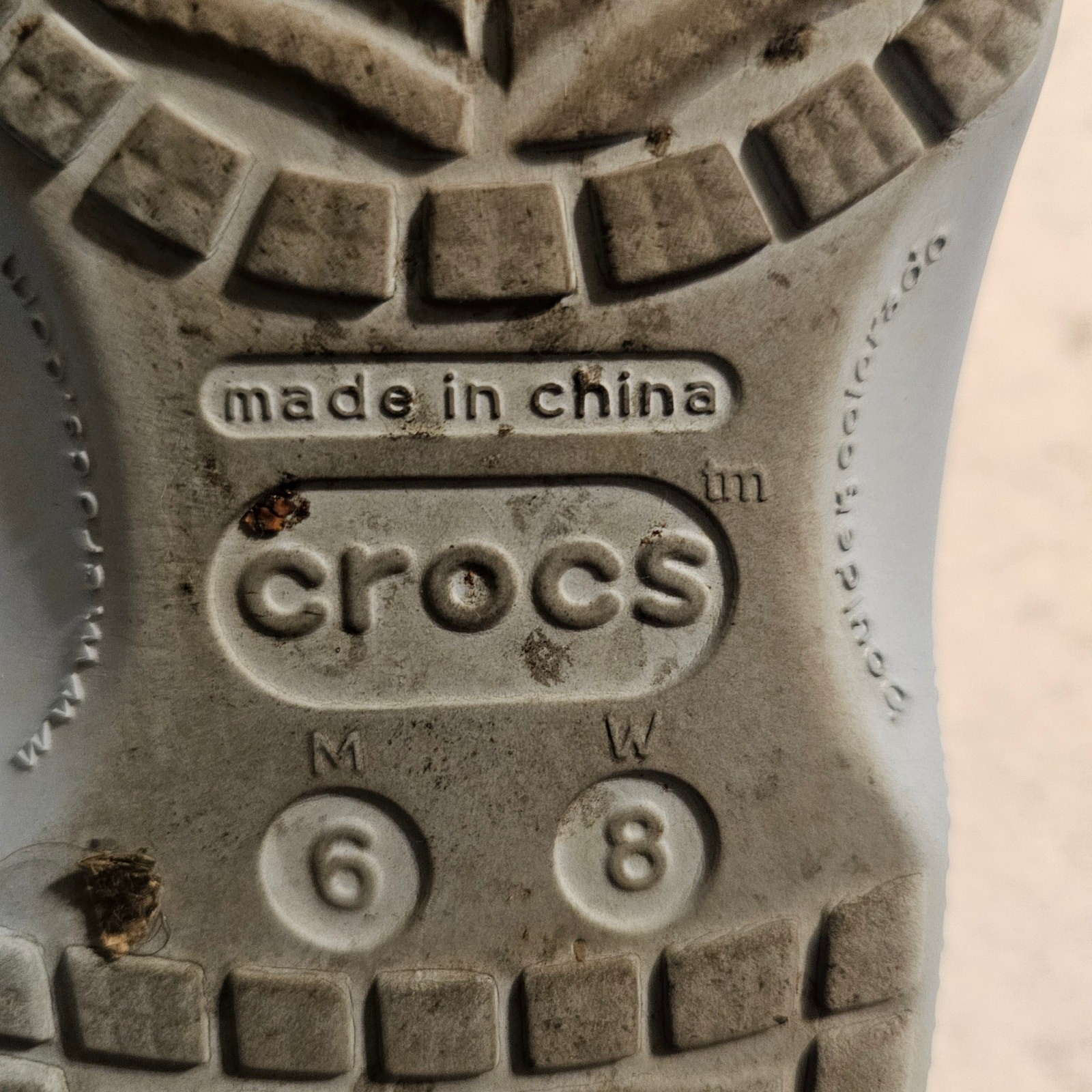 Crocs Classic Clogs Women’s Size 8, Men’s Size 6 Light Blue