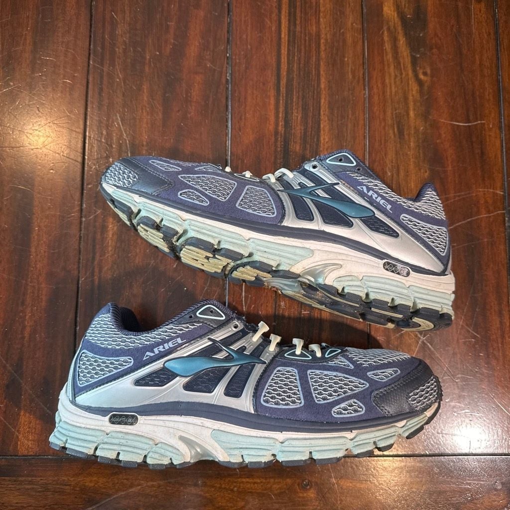 Brooks Ariel 14 Women’s Running Shoes