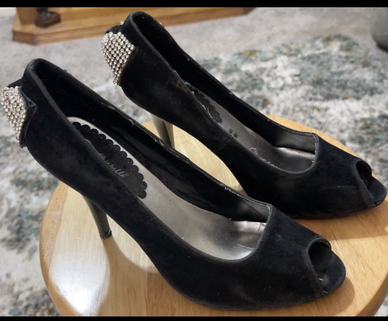 Anne Michelle Heels Y2K 7 Vintage Velvet Rhinestone Bow Black Womens Glam Pumps