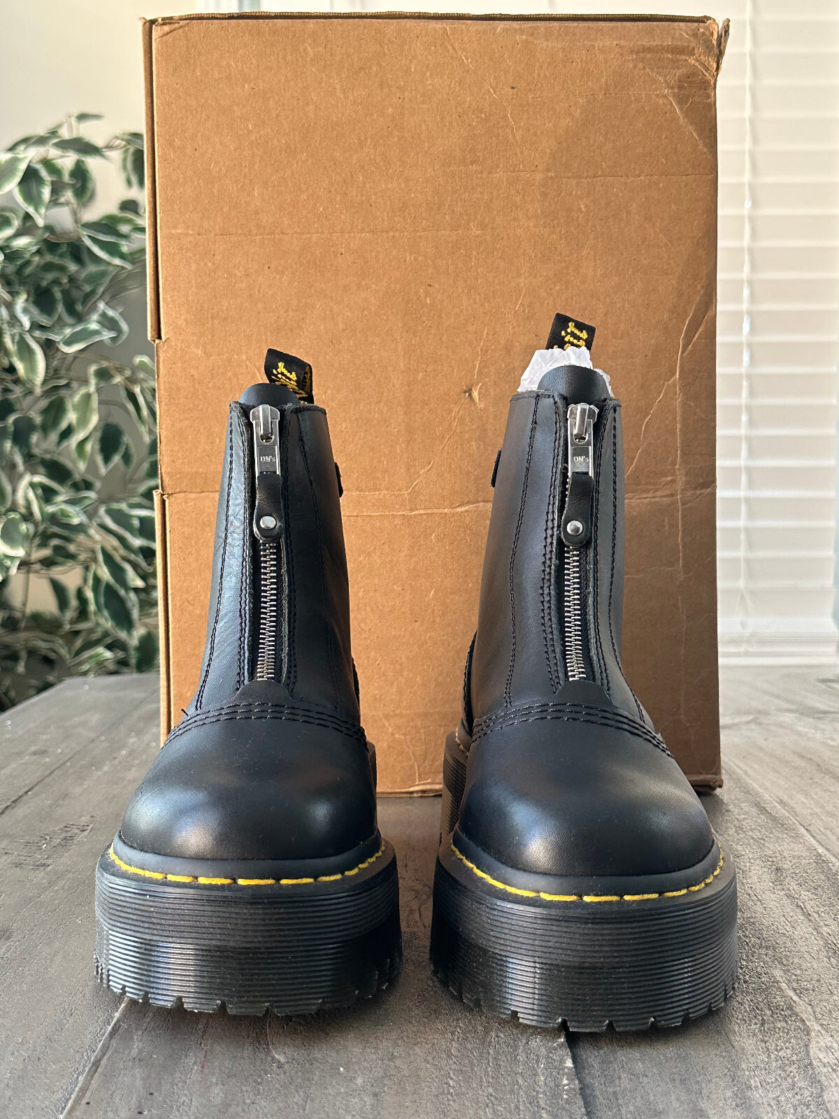 Dr Martens Jetta Zip Platform Leather Black Boots For Women’s Size US 6
