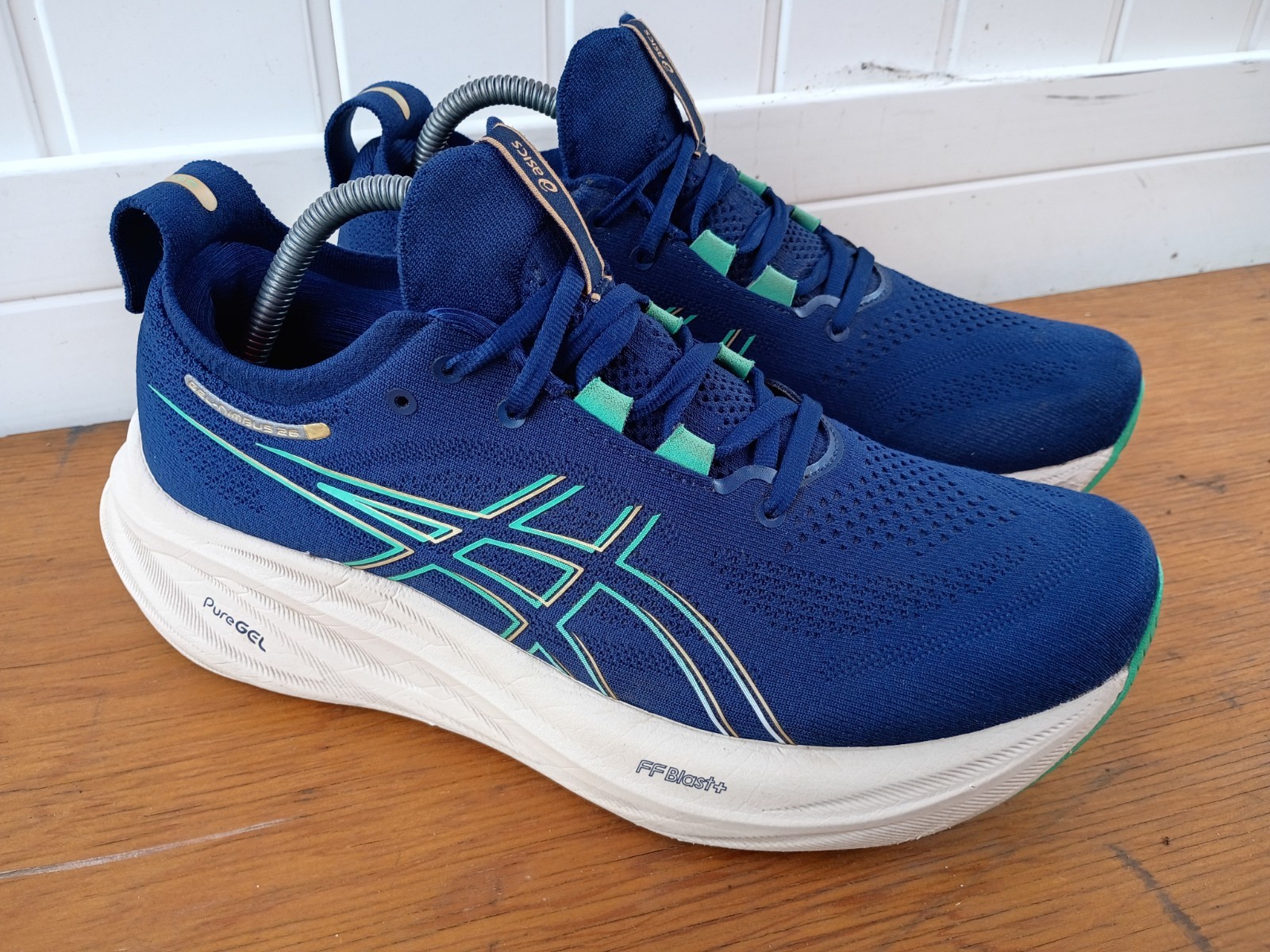 Asics Gel-Nimbus 26 Women’s Size 8 Running Shoes Blue *See description