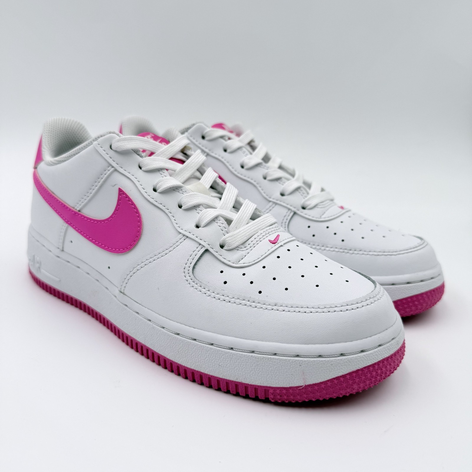 Nike Air Force 1 Low Sneakers Women Size 8.5 Youth 7Y White Pink FV5948-102