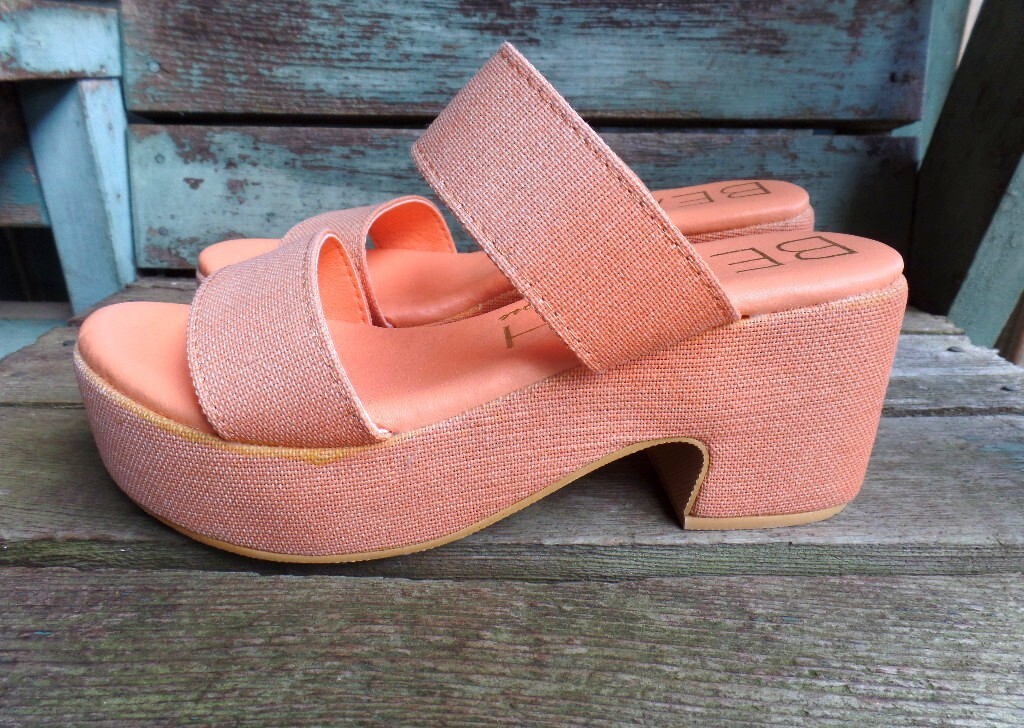 Beach by Matisse Ocean Ave Sandals Orange 9M Slip On Open Toe Slide New!