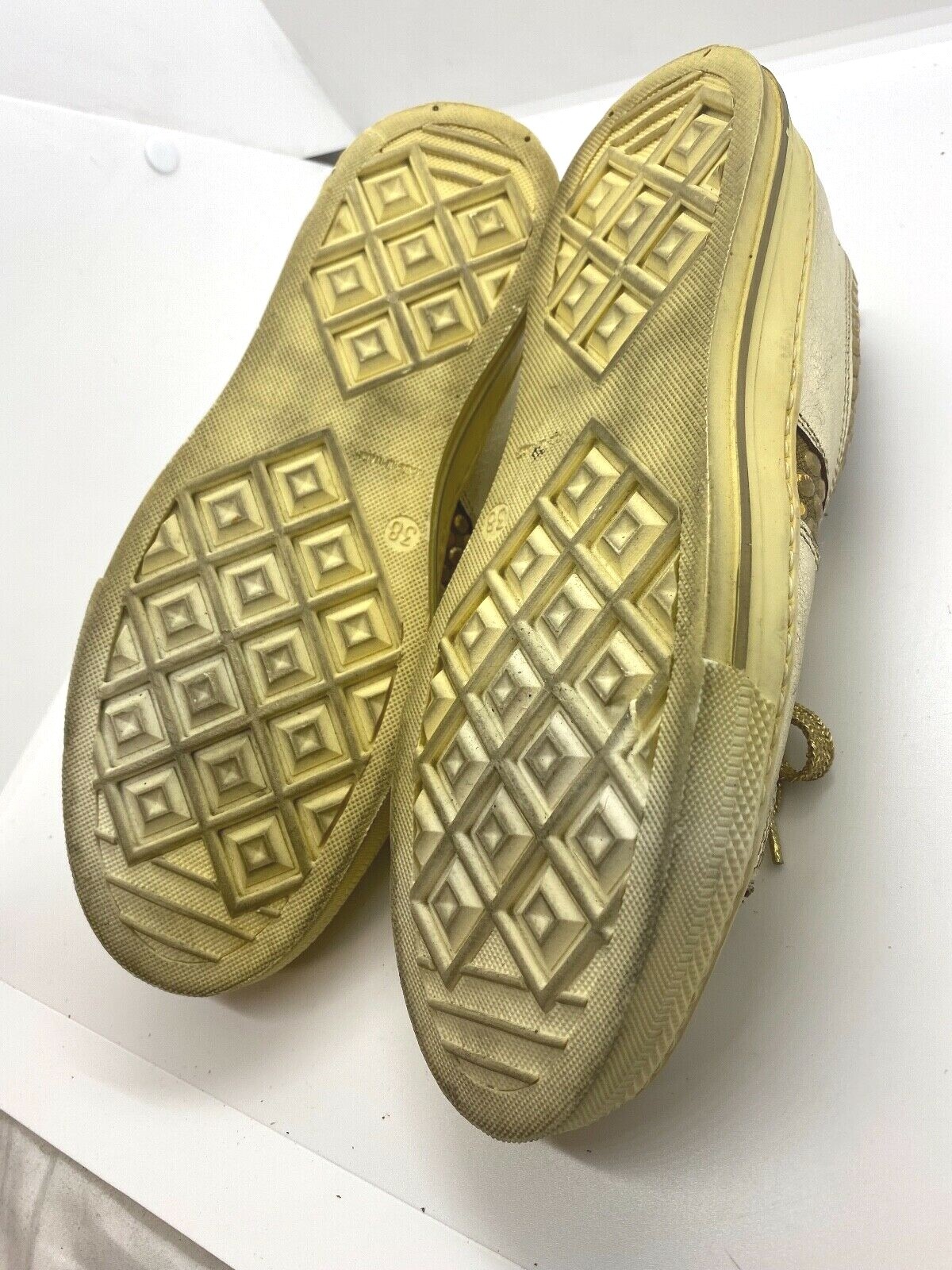 Just Cavalli Womens Gold Metallic Sneakers Sz US 7.5 Preowned