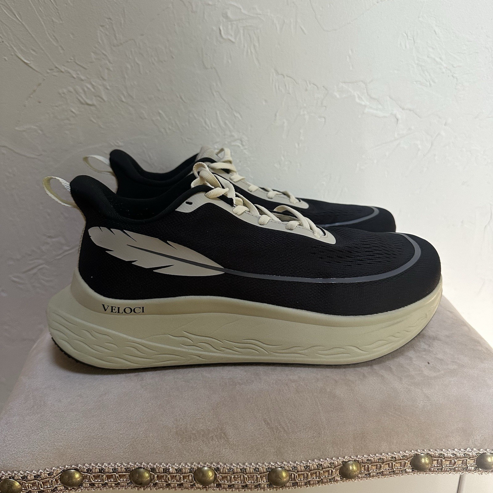 Veloci Ascent Black Comfort Running Shoes | Wide Toe | Unisex Women 9 | Men 7 .5