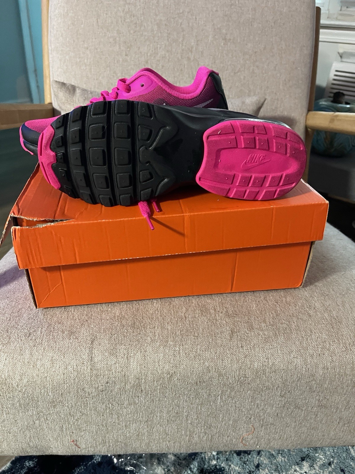 Size 6 – Nike Air Max Invigor Print Black Pink Flash