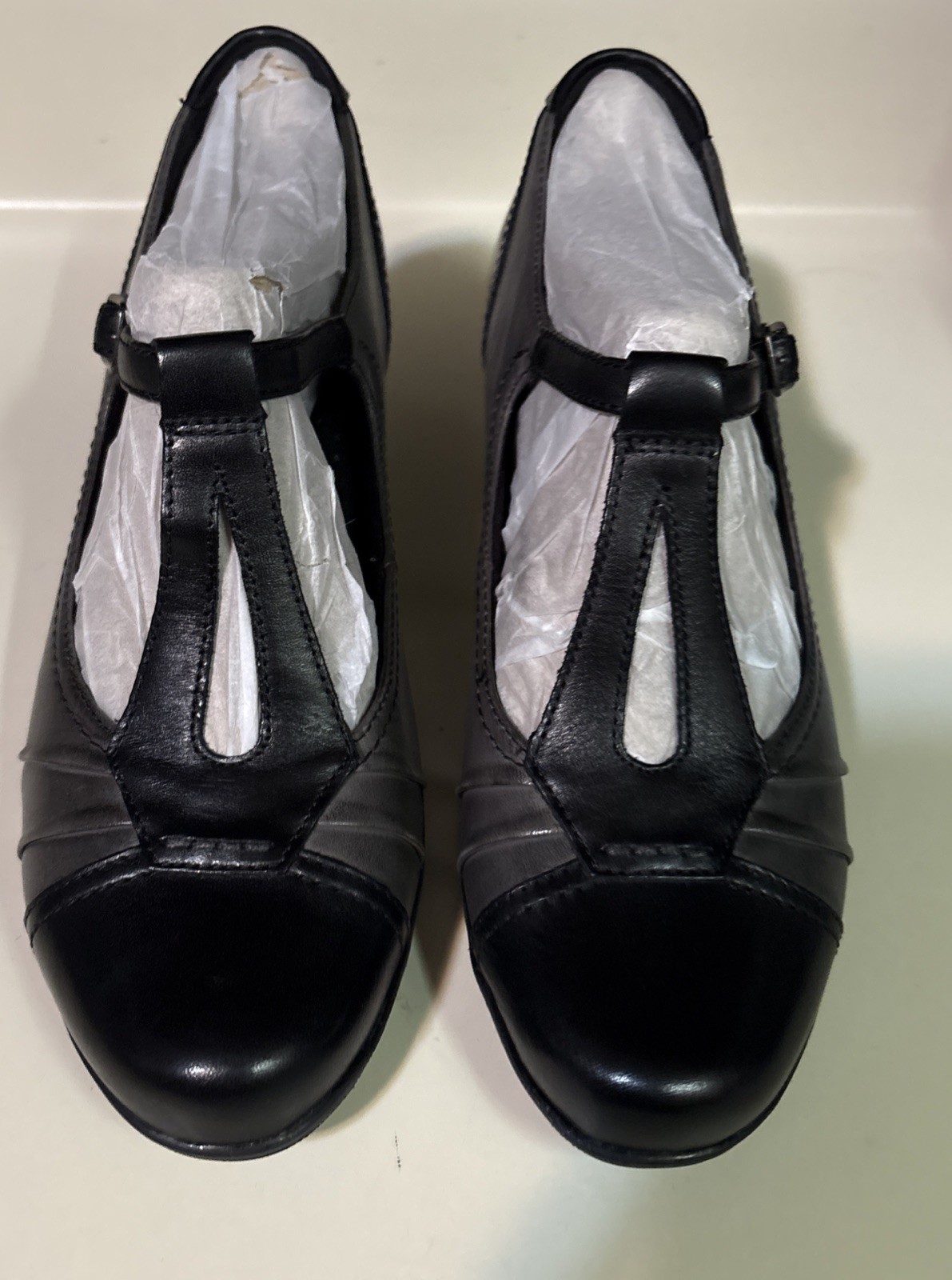 Earth Wanderlust Shoes Womens Size 11B Black Leather Mary Jane Comfort Low Heels
