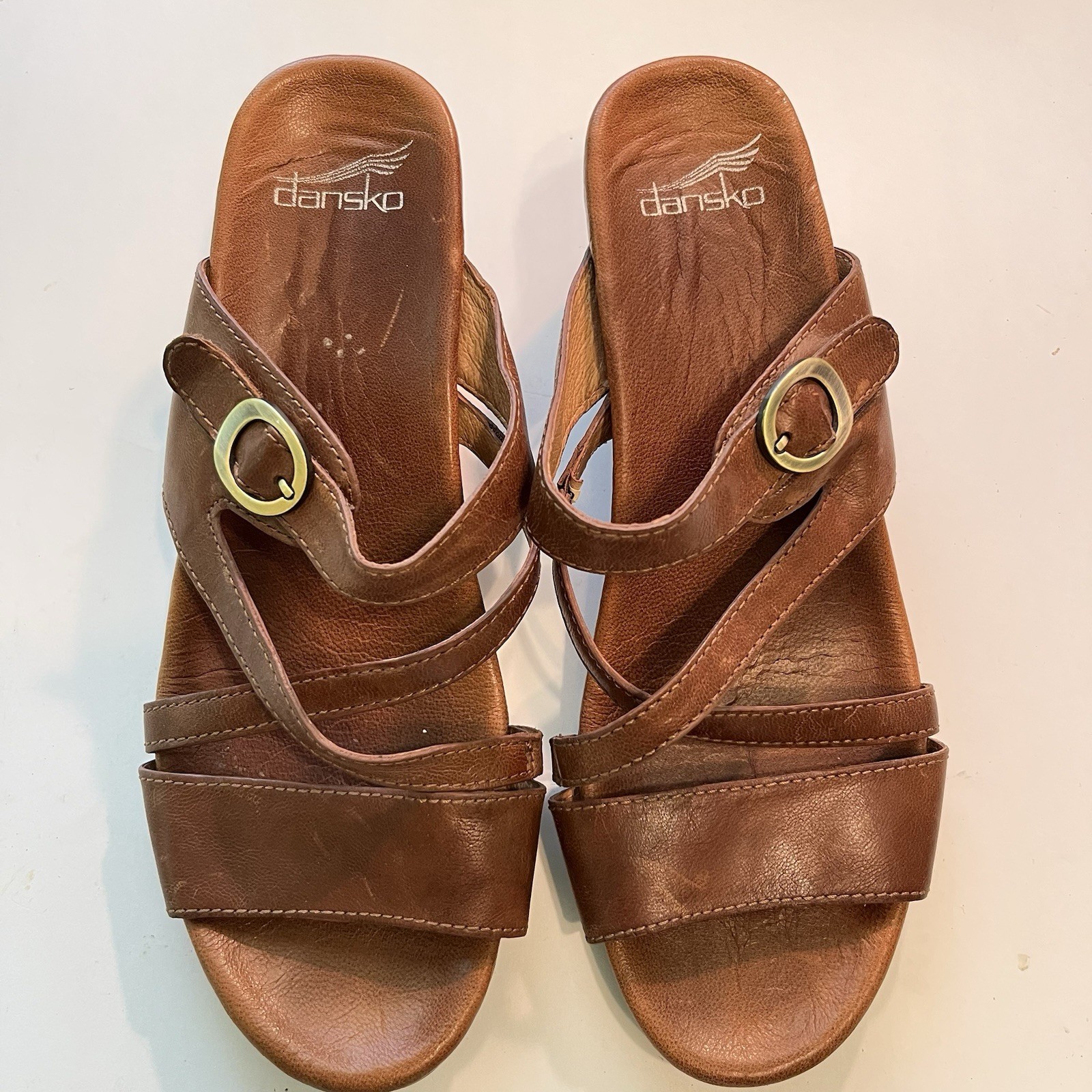 Dansko Ana Wedge Strappy Leather Sandals SZ 40 9-9.5 Brown Buckle Strap Open Toe