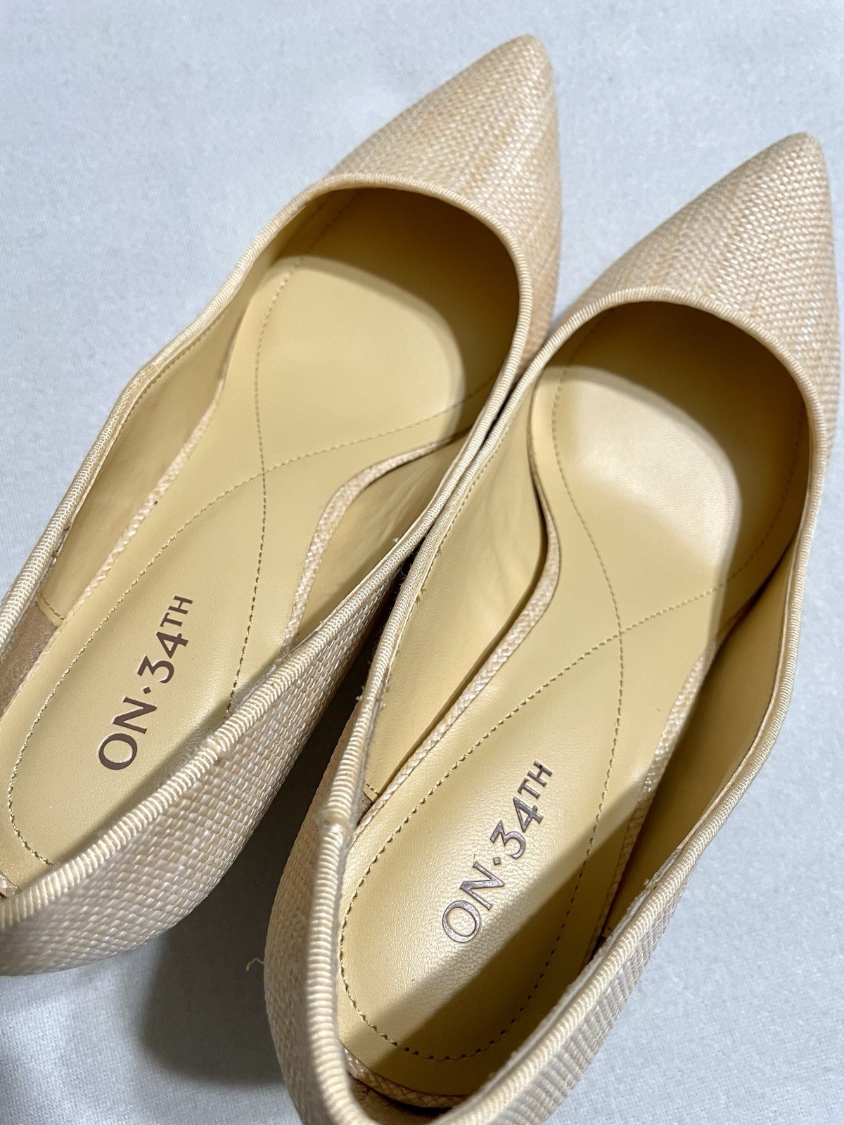 On 34th Jeules Cream Raffia Pumps Pointed Toe Nude Heels Coastal Classic Size 8