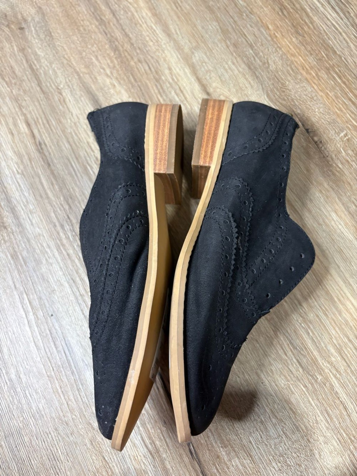 Melrose and Market Black Wingtip Vegan Slip-On Oxford Shoes Faux Suede Size 7
