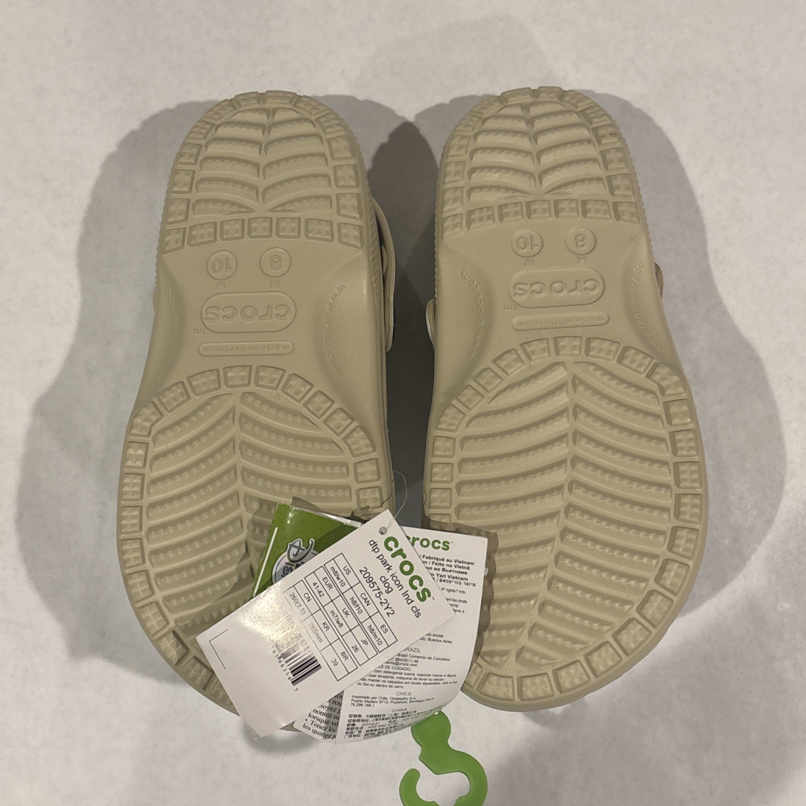 Crocs Disneyland Walt Disney World Park Icons Clogs Size M8 W10 – New No Box