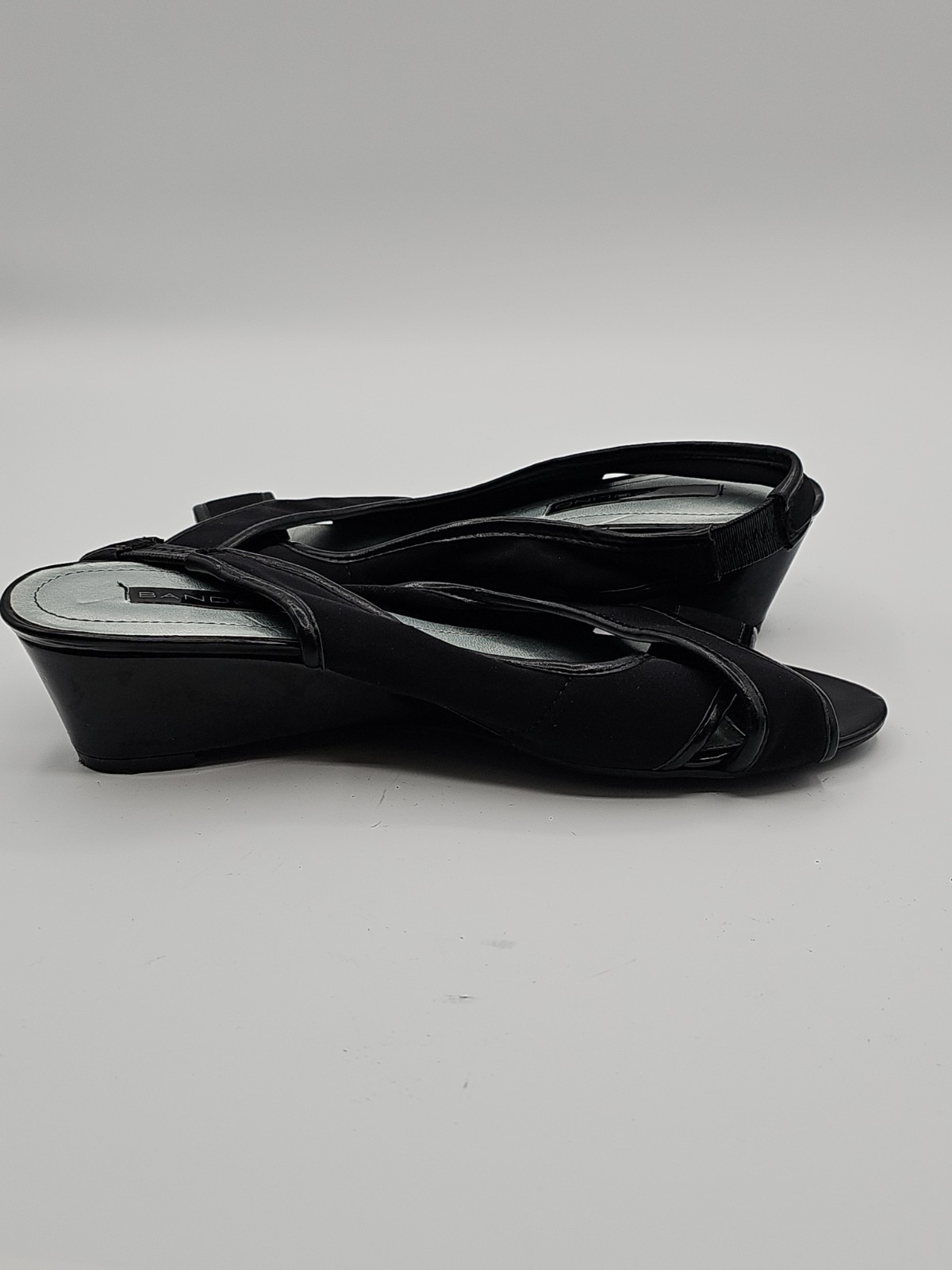 Bandolino Black Slingback Wedge Sandals Women’s Size 7 Stretch Elastic Peep Toe