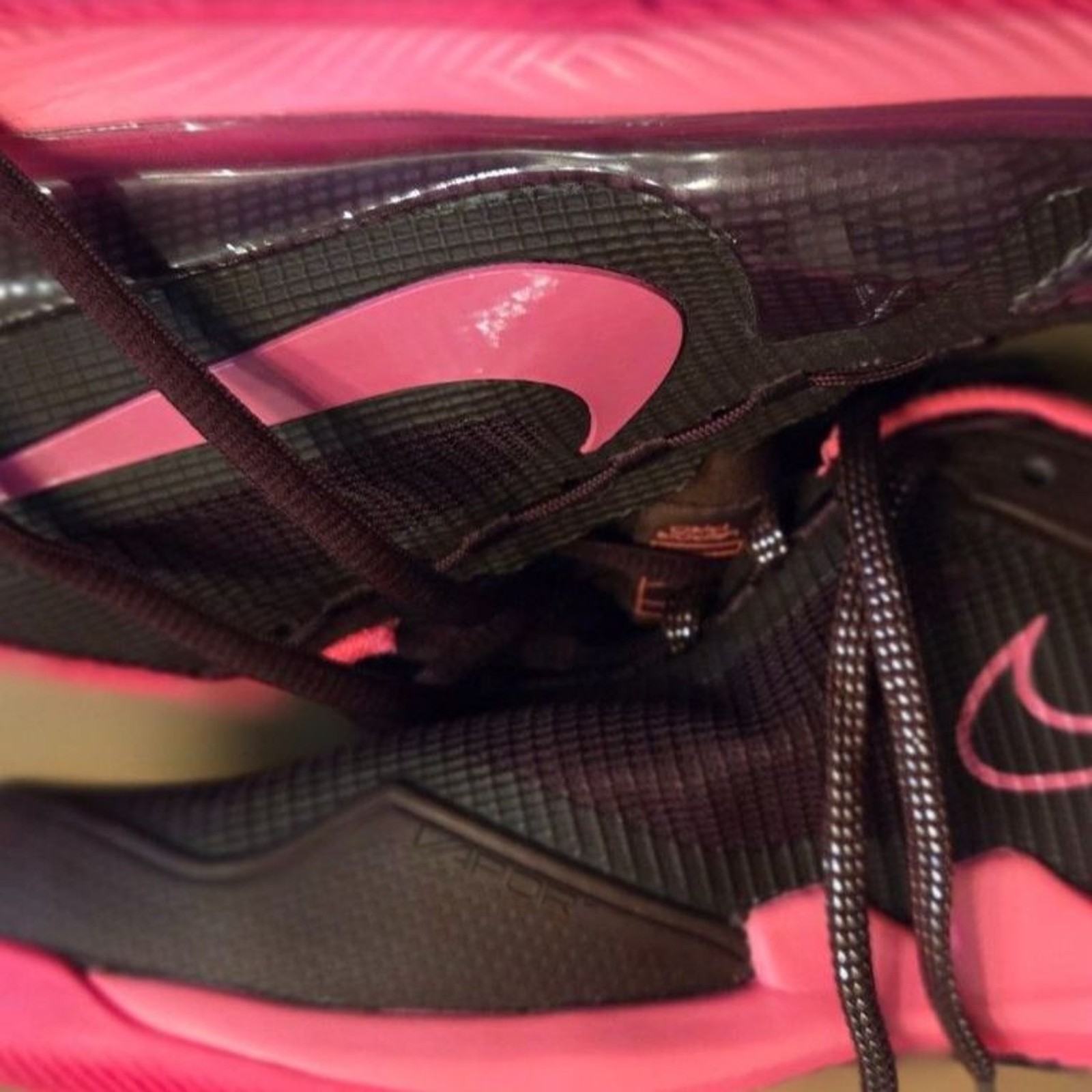 Women’s Nike Court Air Zoom Vapor Pro Premium, size 8.5 #DQ4685-600 NWOB