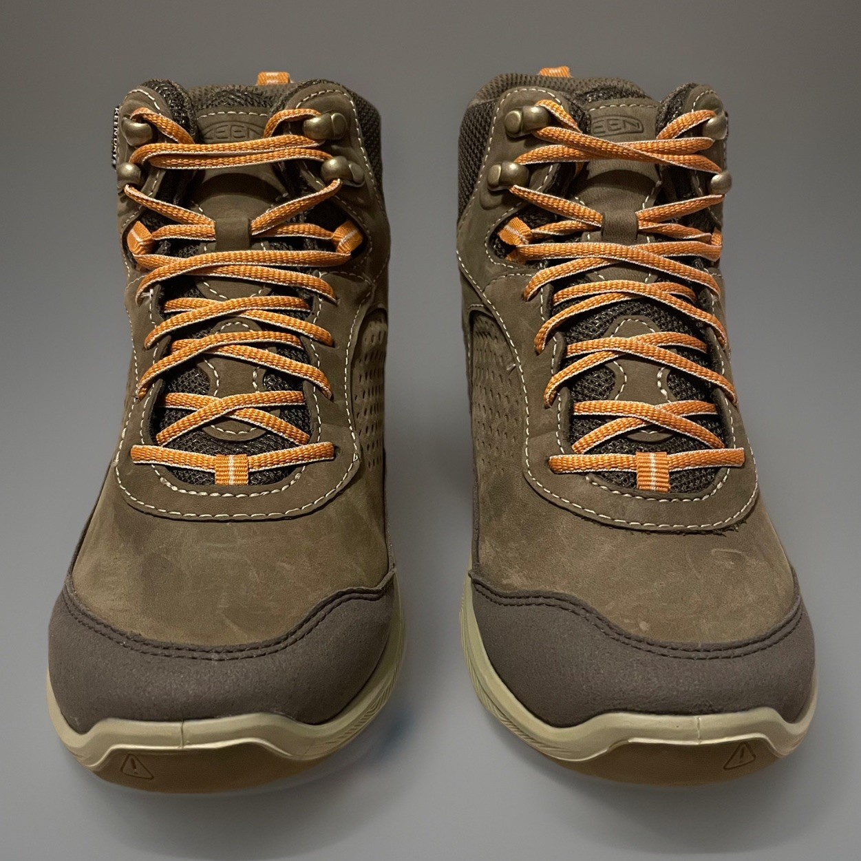 Keen Women’s Mid Hiking Boots Shoes Brown Tan Waterproof Explorer NEW – Size 7.5