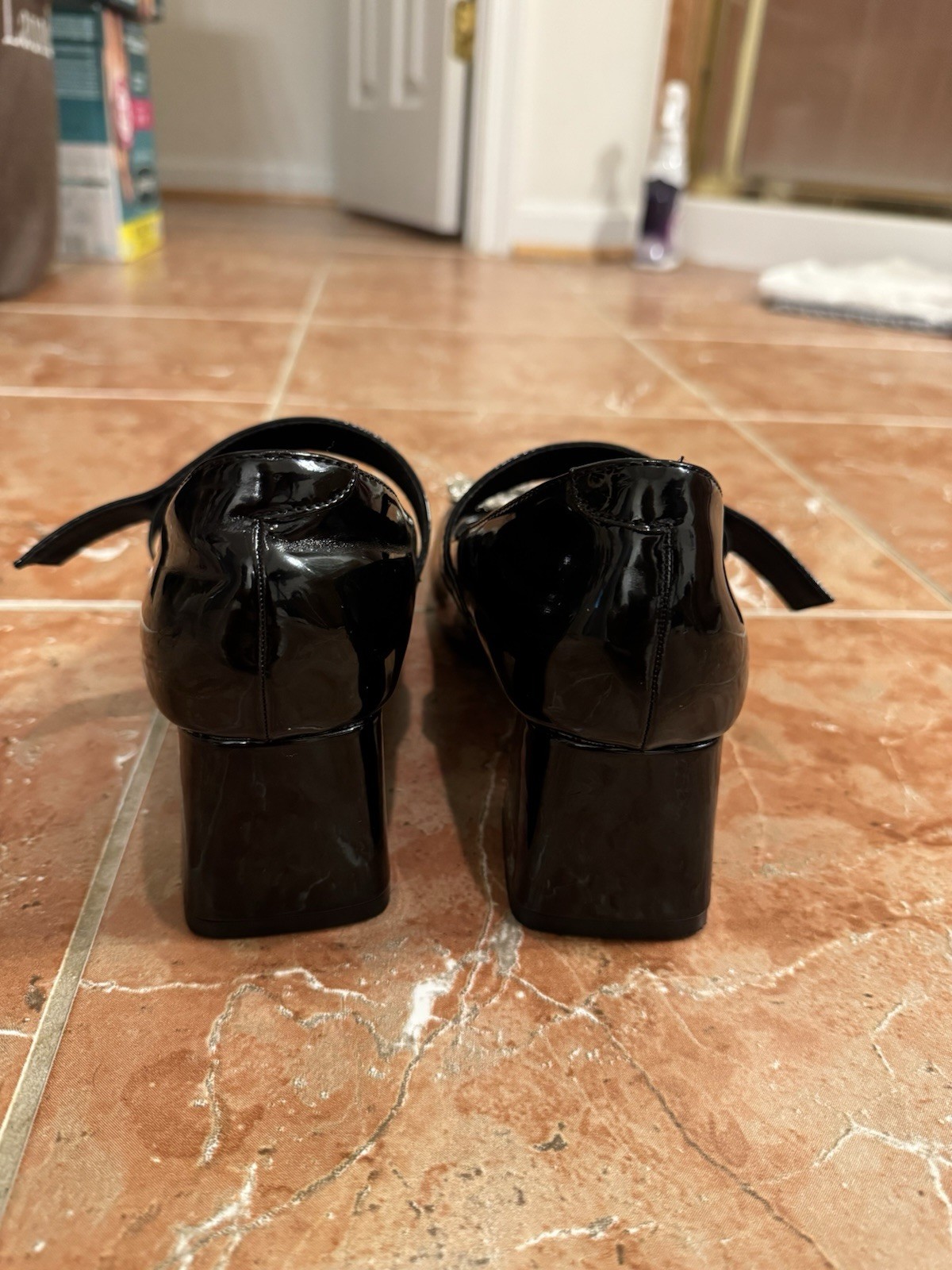 Patent Leather Shoes Women’s Mary Jane Crystal Pumps Size 7.5 Chunky Heel