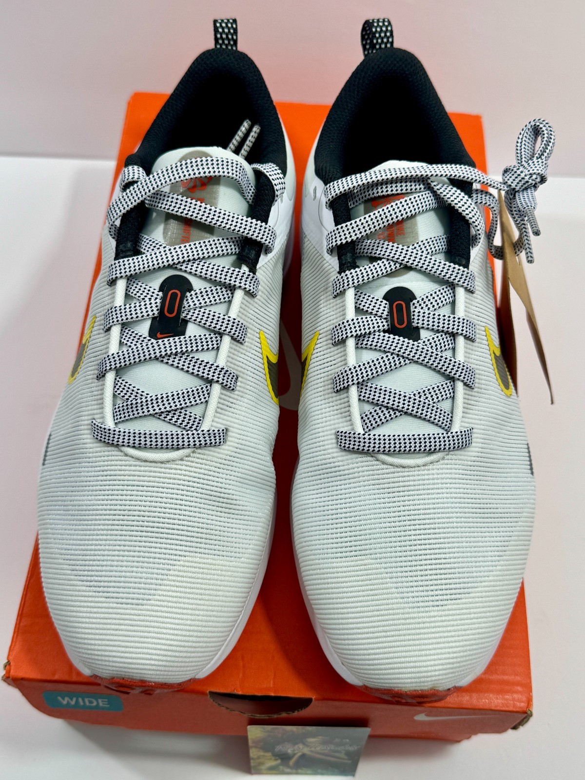 NEW SIZE 8 WOMENS – NIKE DOWNSHIFTER 12