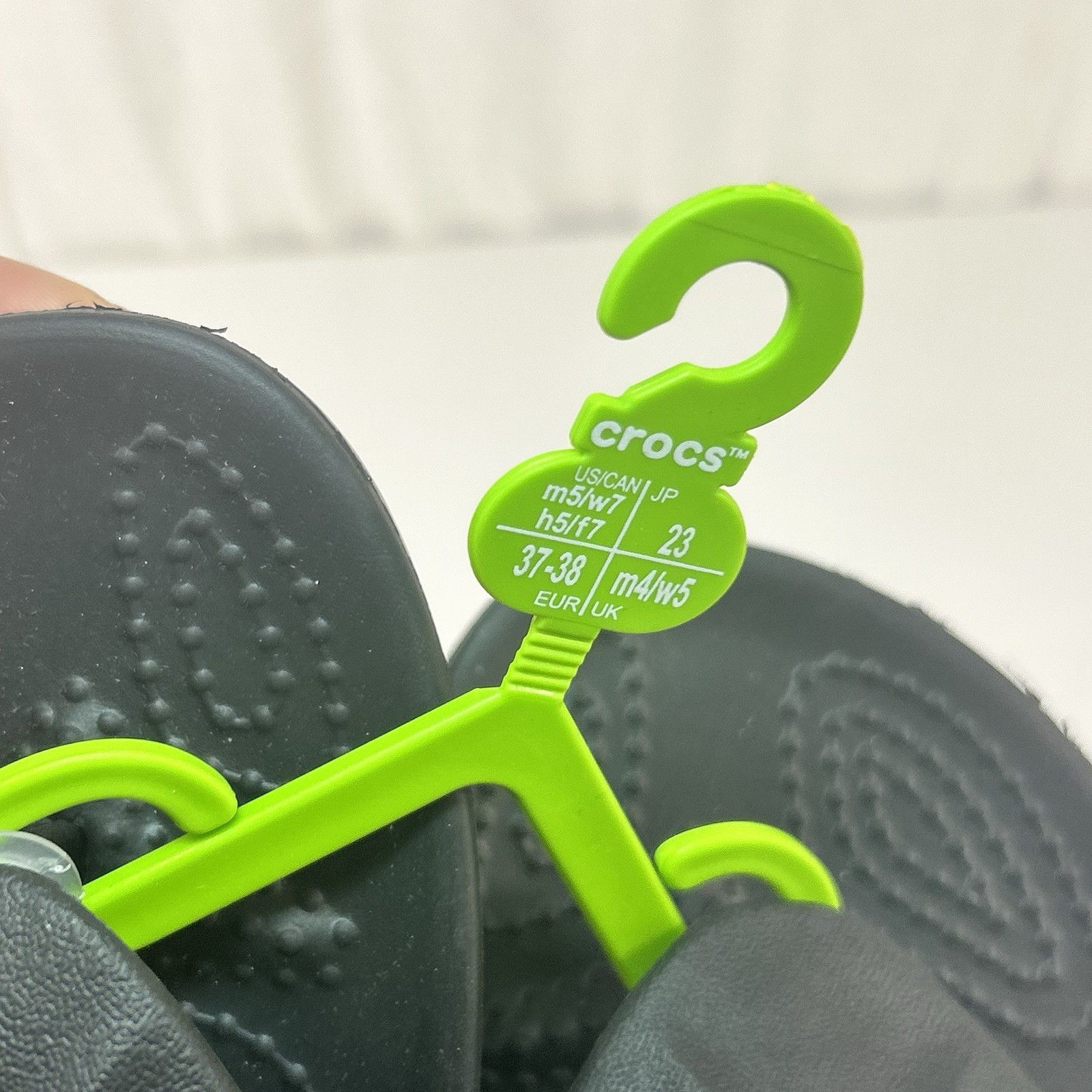 Crocs Baya II Flip Flops Sandal Unisex Black US Womens Size 7 Men 5 NEW
