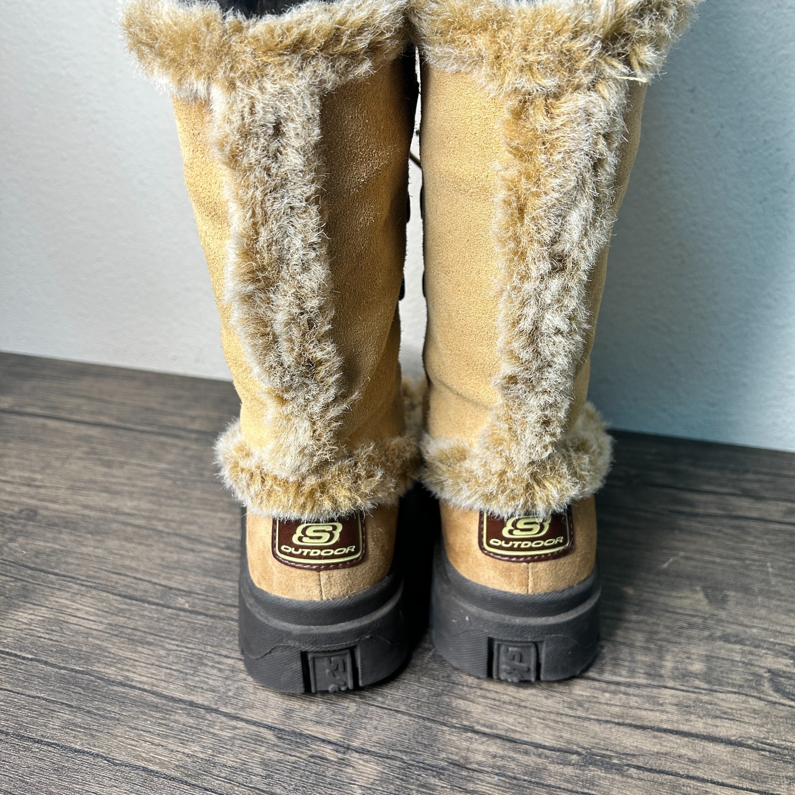 SKECHERS Frolic Leather Snow Boots 45708 Brown EUC Womens Size 8 Y2K 4545