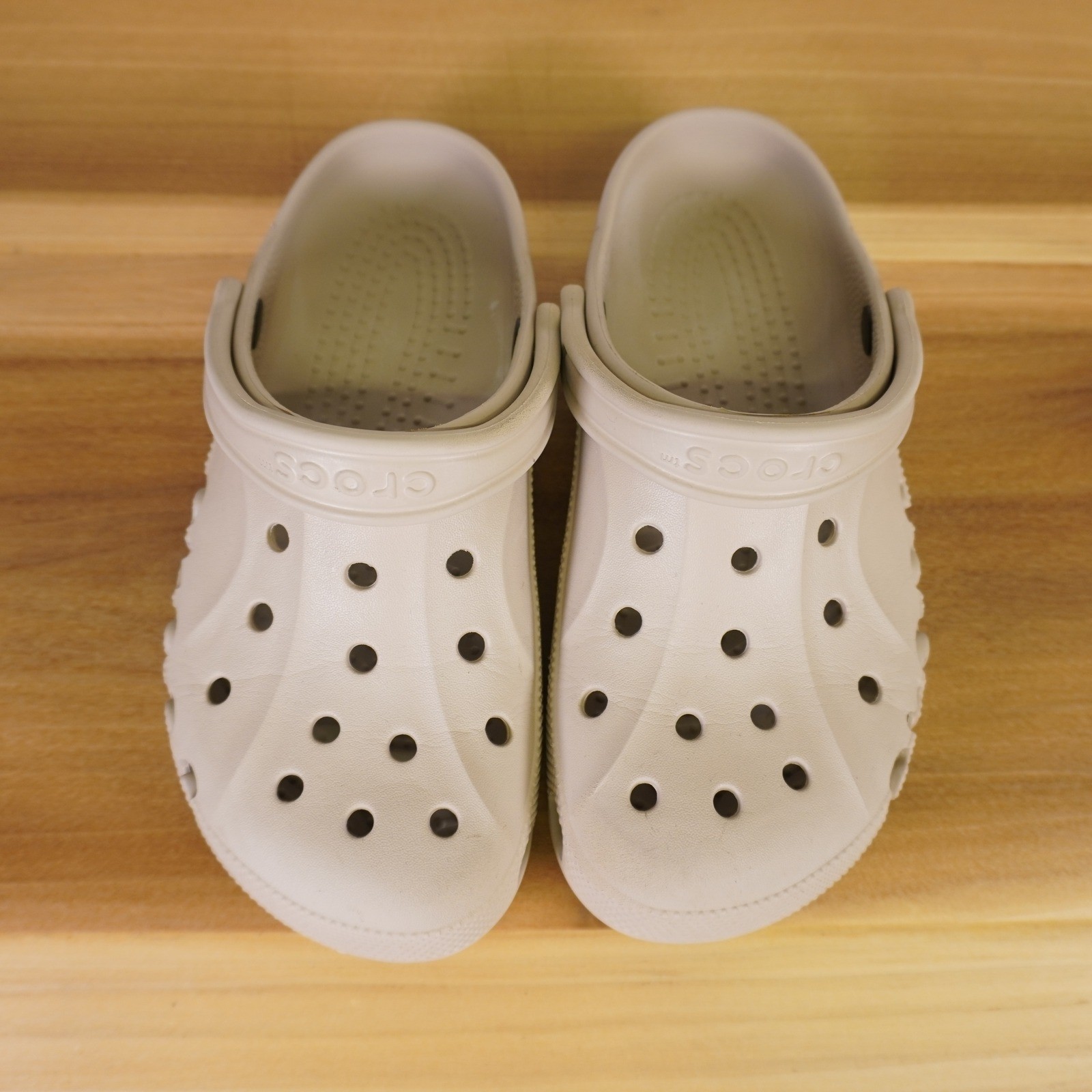 Crocs Baya Clog Unisex Men 7 Women 9 Tan Beige Slip On Comfort Sandals