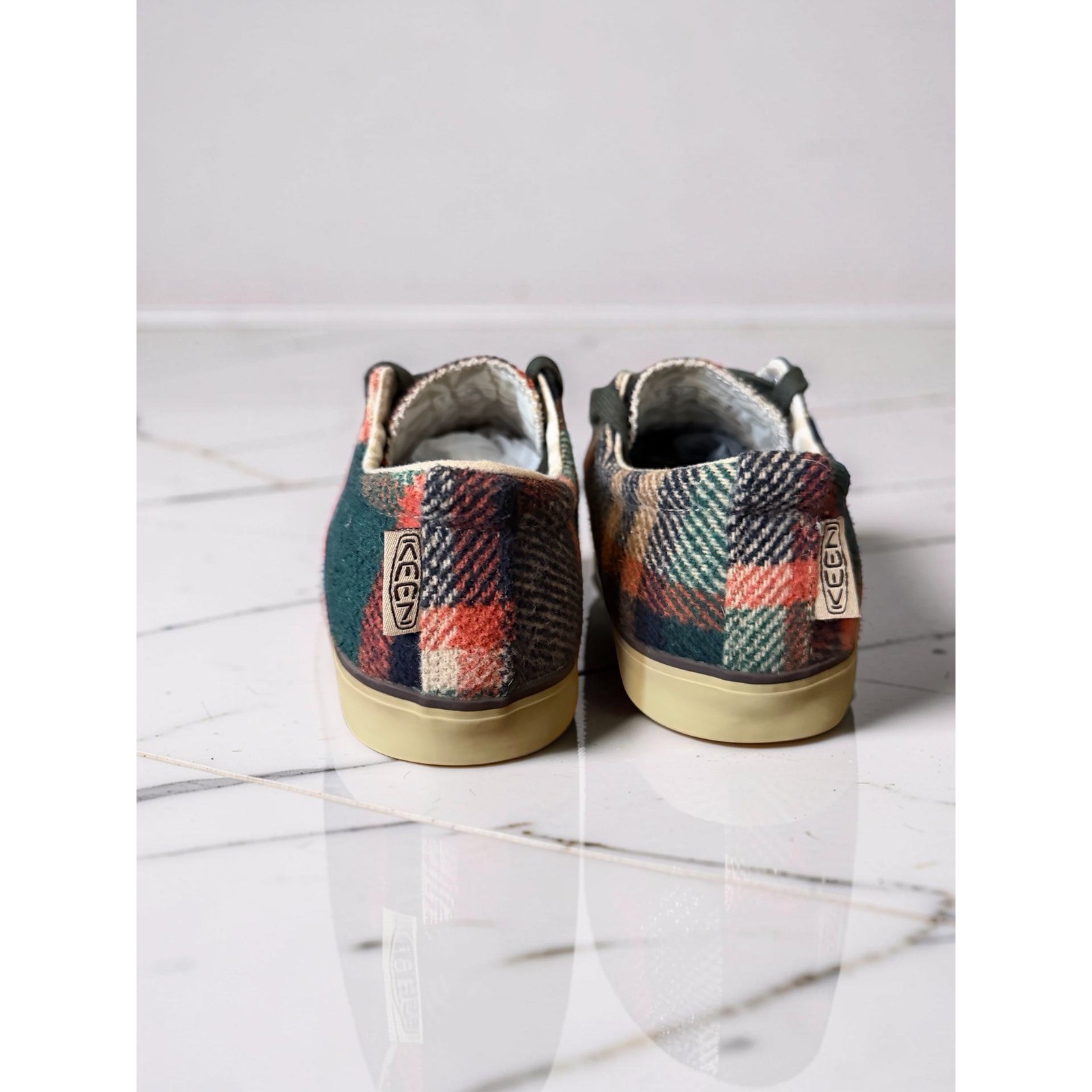 Keen Coronado Plaid Wool Sneakers Womens 8.5 Multi Color Low Top Lace Up 1017967