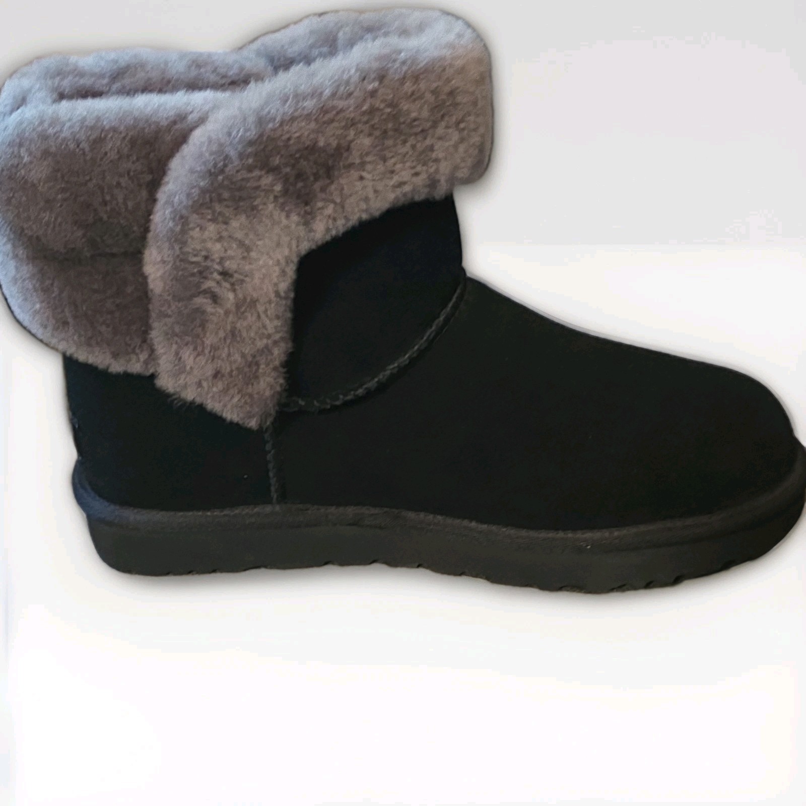 UGG Saniya Mini Suede Ankle Boot Black/Gray Lined Faux Fur Trim Round Toe 9M