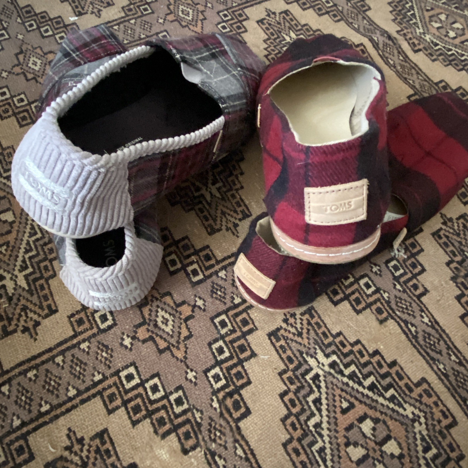 Tom’s In Plaid, Size W 7.5 ( priced for 2 pairs as shown to be shipped together)