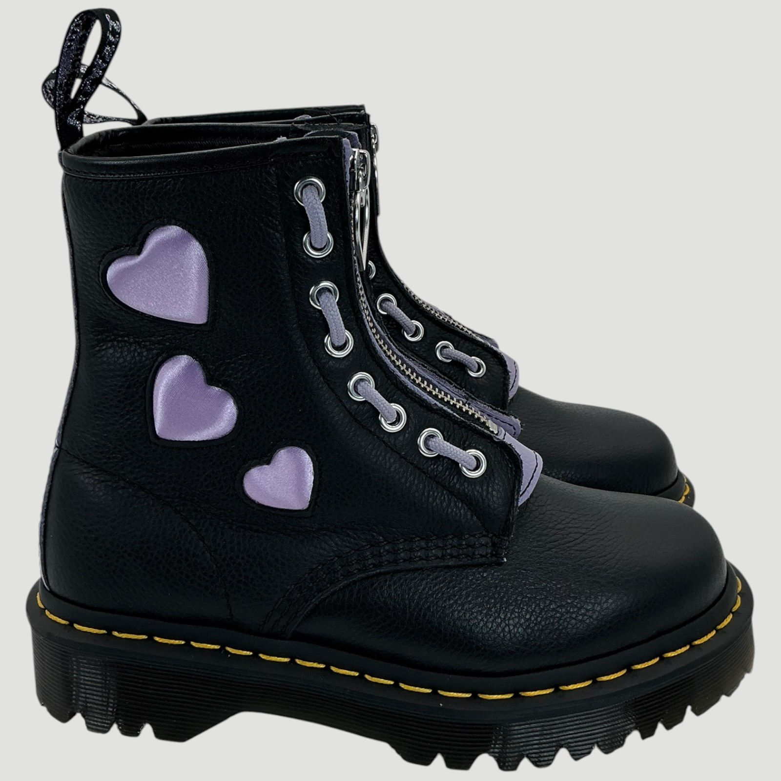 Dr. Martens 1460 8-Eye Zip Heart Women’s Size 6 Black Leather Boots NIB
