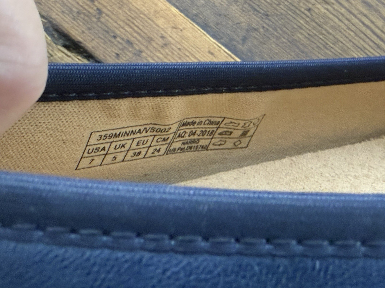 Vionic Minna Ballet Flat Size 7N (W)Blue Leather Slip On Shoe Cap Toe Bow NIB (H