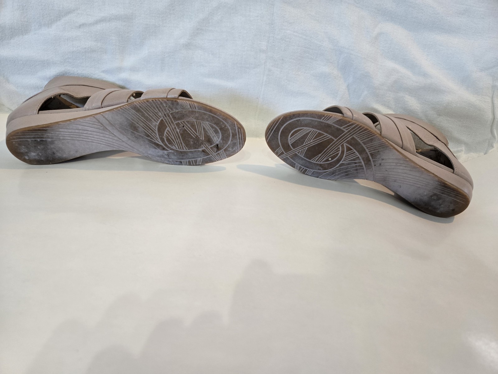 Nine West Sandal Beige Ankle Wrap Wedge Women’s Size 7.5 M