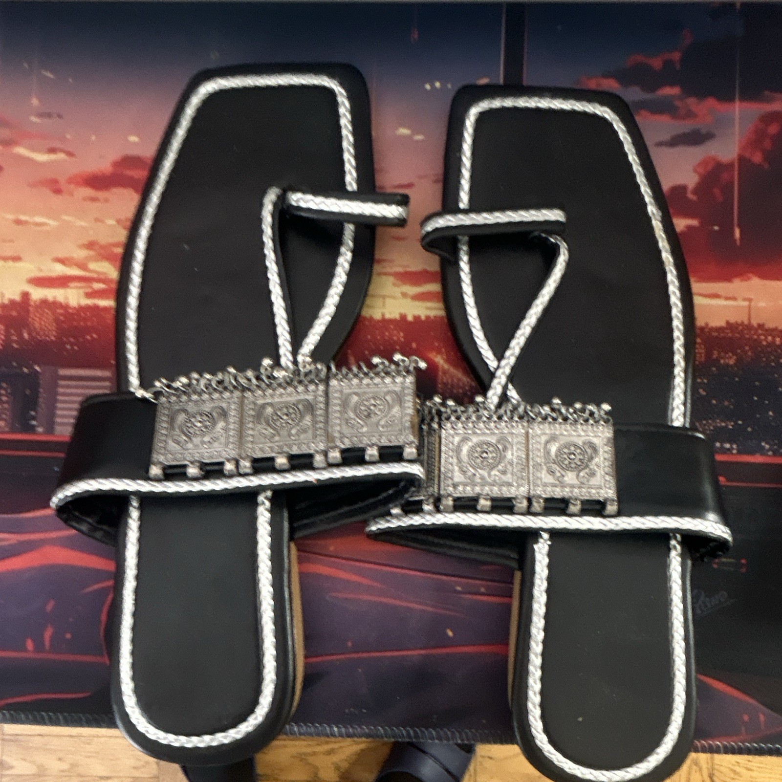 Women’s Black & Silver Embellished Buckle Slide Sandals Slip-On Size 8.5