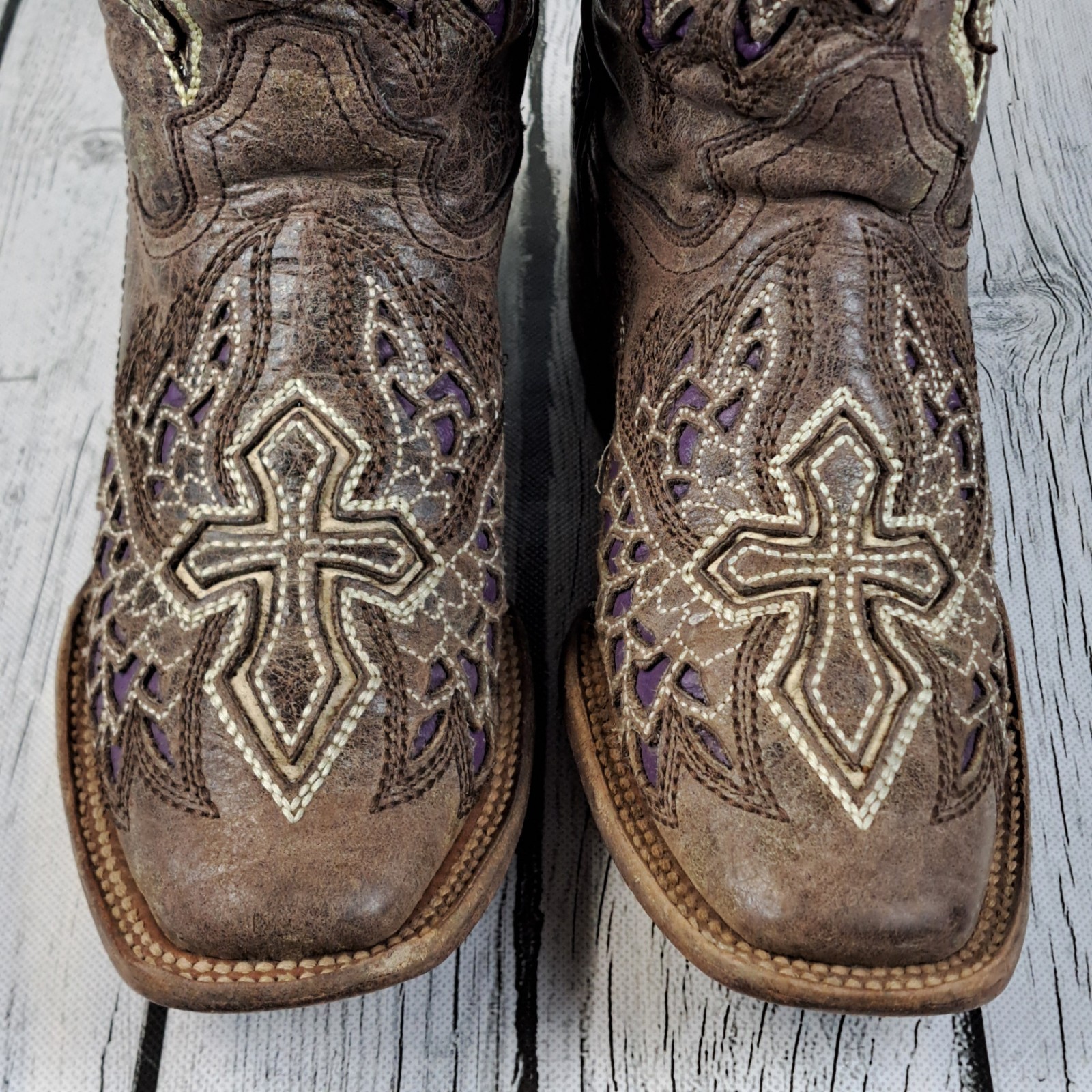 Corral Vintage Cowboy Boots Womens 7 M Brown Purple Angel Wings Cross Leather