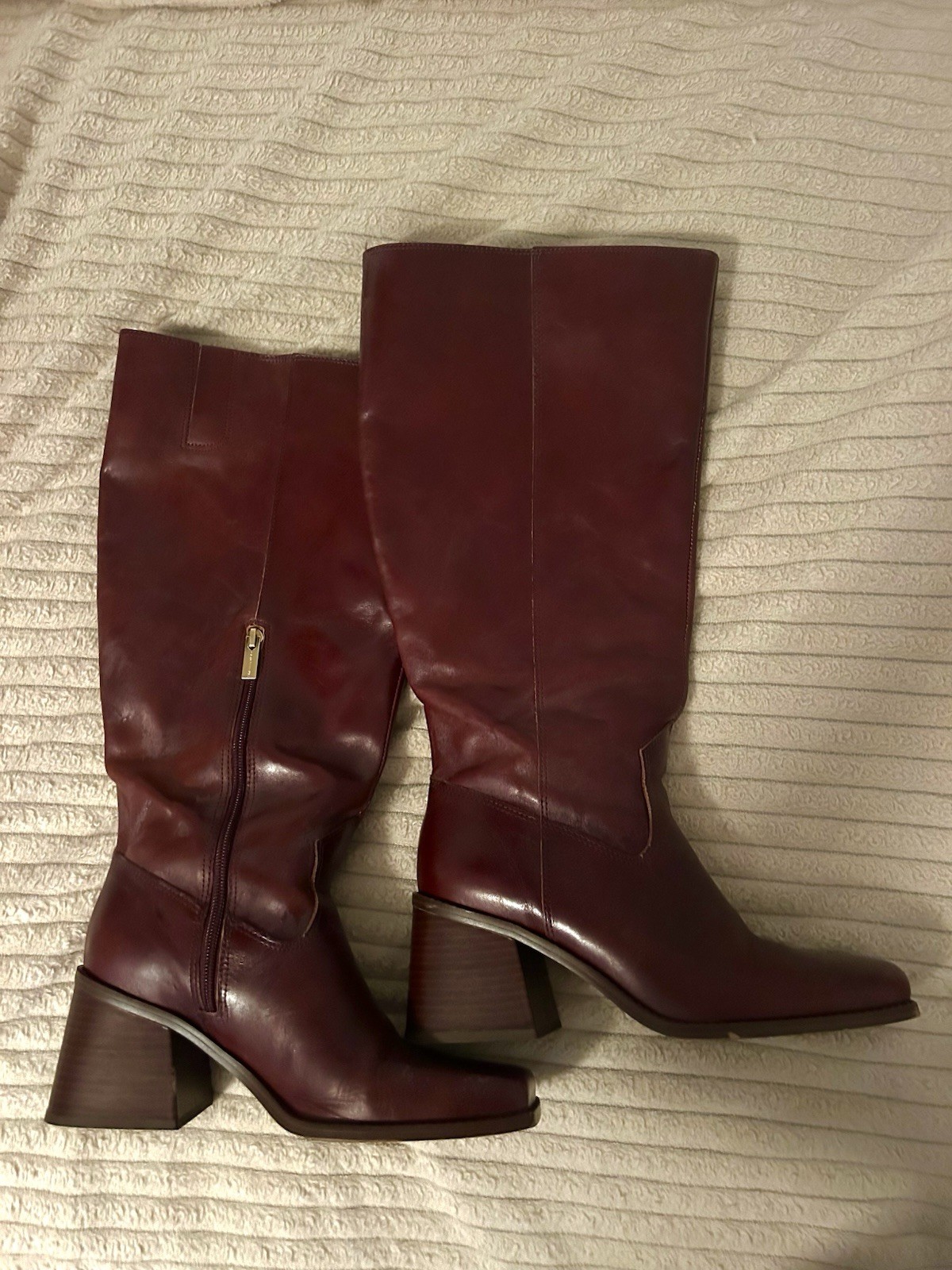 Vince Camuto Burgundy Leather Knee High Riding Boots Square Toe Zip Women 8M