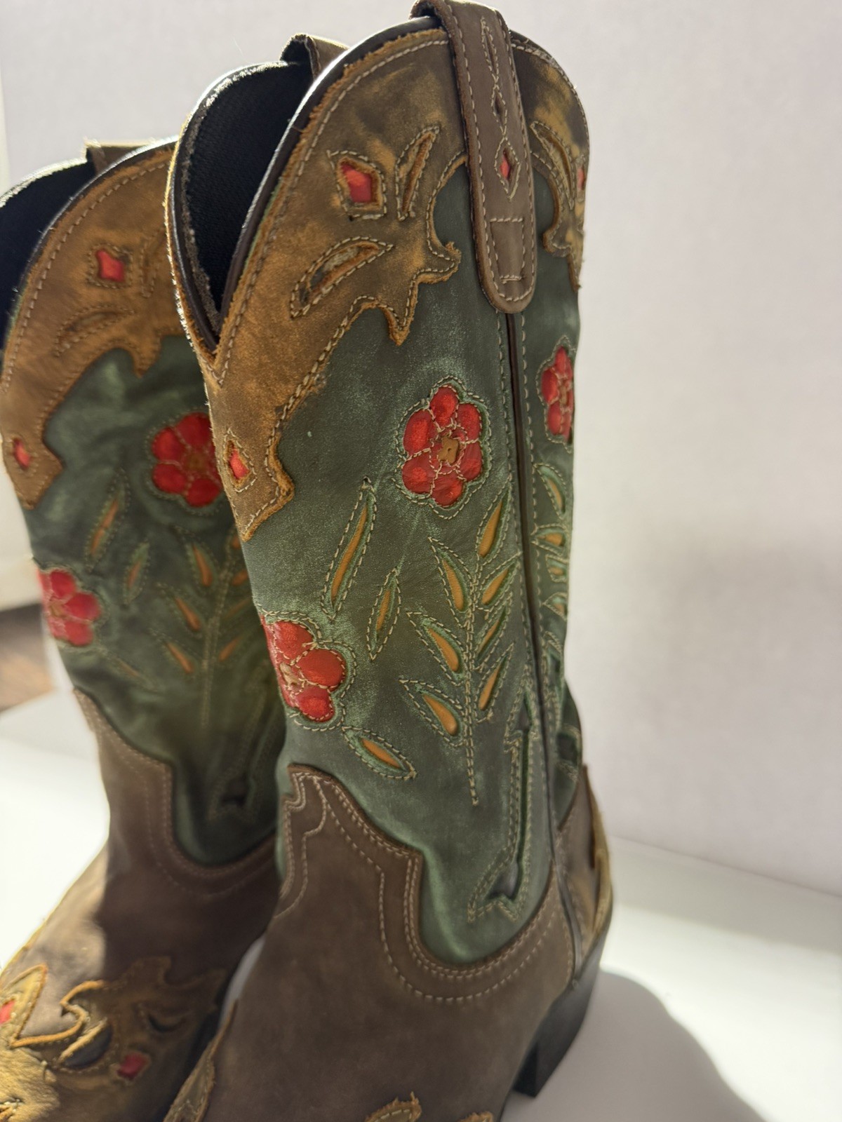 Laredo Miss Kate Floral Tooled Inlay Snip Toe Cowboy Brown Boots Size 6 1/2