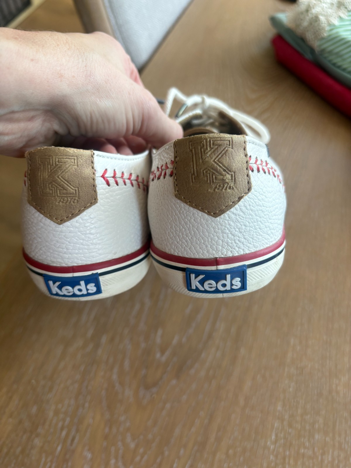 Keds Champion Pennant Leather Baseball Stitched Women’s Sneakers White Sz 8.5