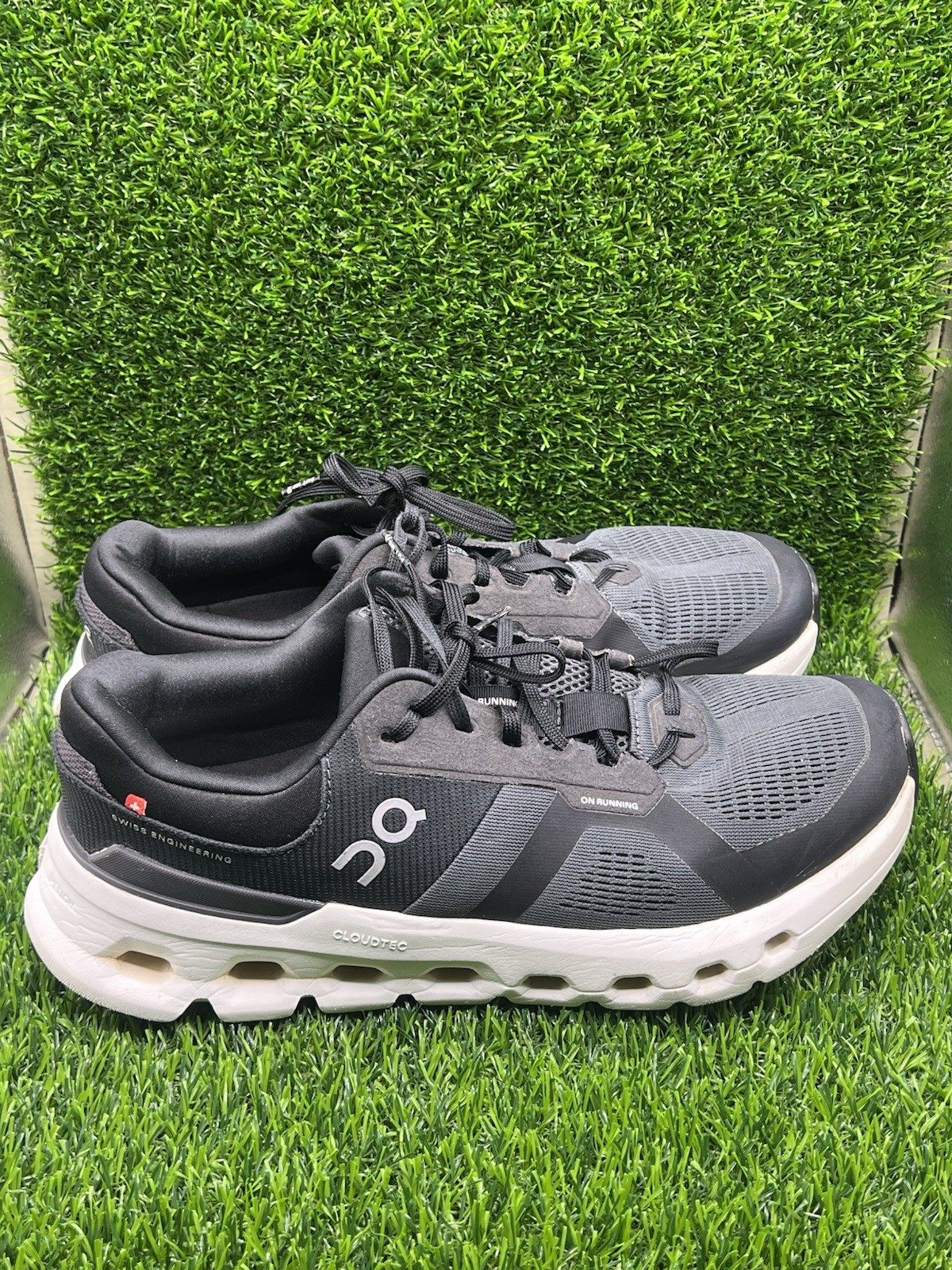 On Cloudrunner 2 Womens Size 10 Eclipse Black Athletic Running Shoes Sneakers