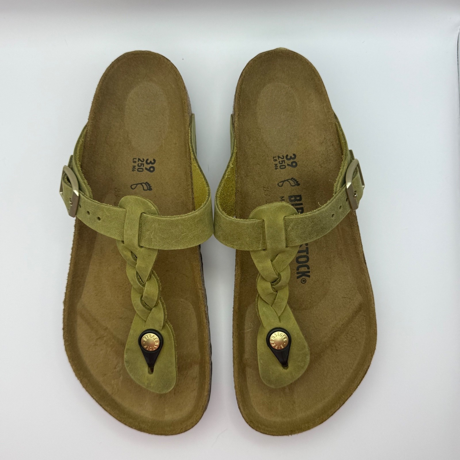 NEW Birkenstocks Gizeh Braided Oil Rubbed Leather Sandals 8US/39EU Olive Green