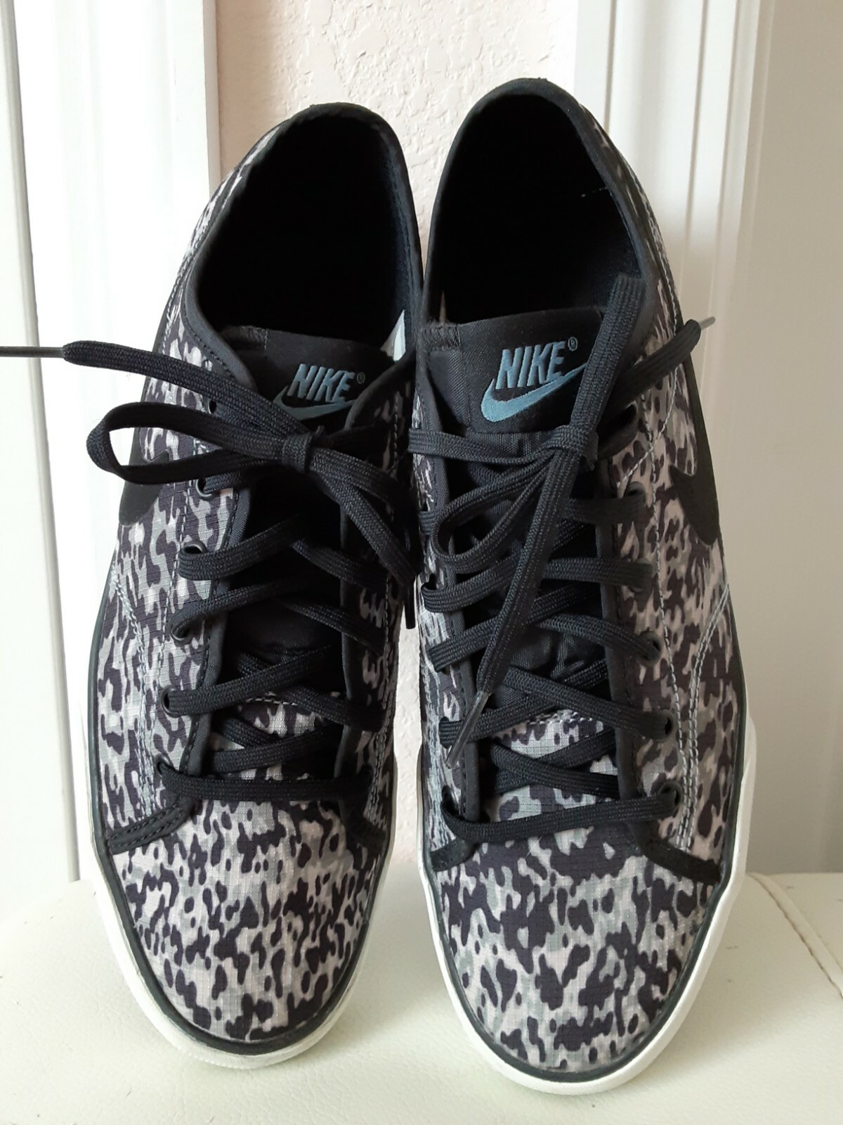 Nike Primo Court Women’s Canvas Print Black Size 8.5 Sneakers INDONESIA.