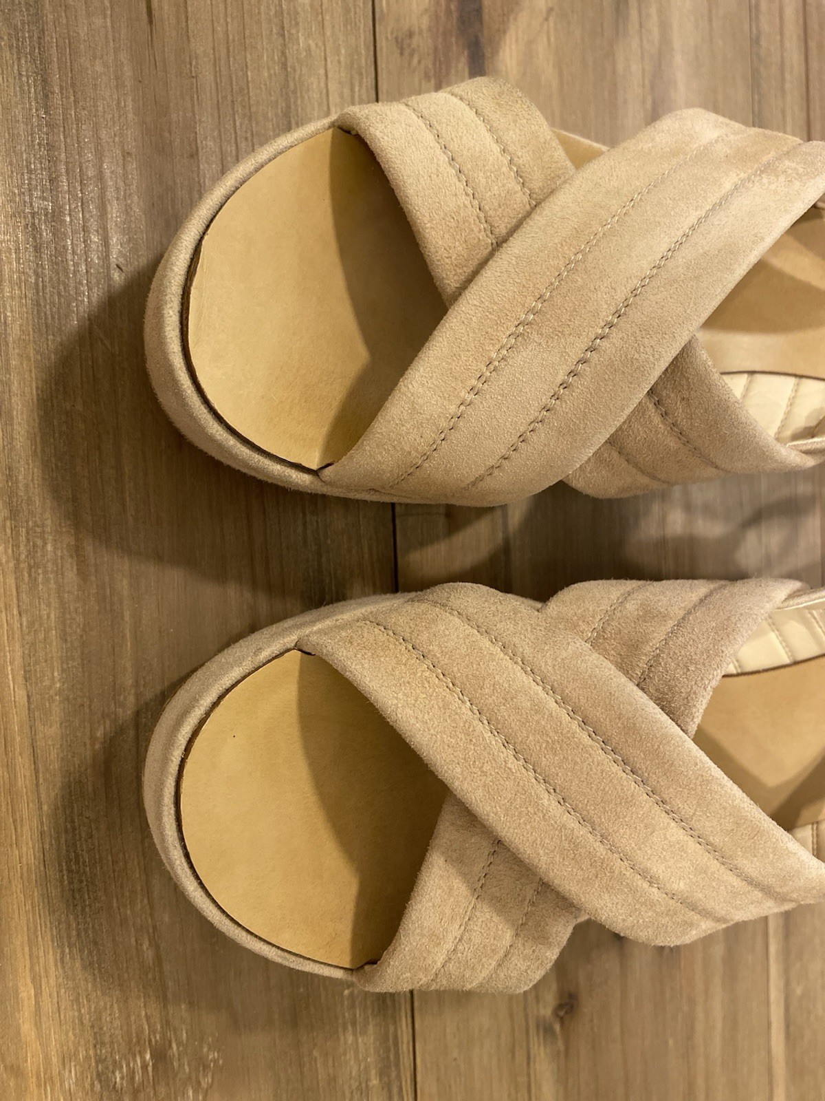 Size 8 – Women’s J. Crew Leather Platform Sandal, w/ Gold Toned Buckle Closure