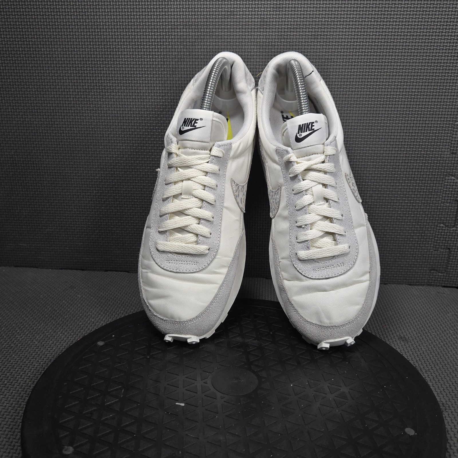 Nike Shoes Womens Size 10 White Nylon Animal Print Running Sneakers DM9368-100