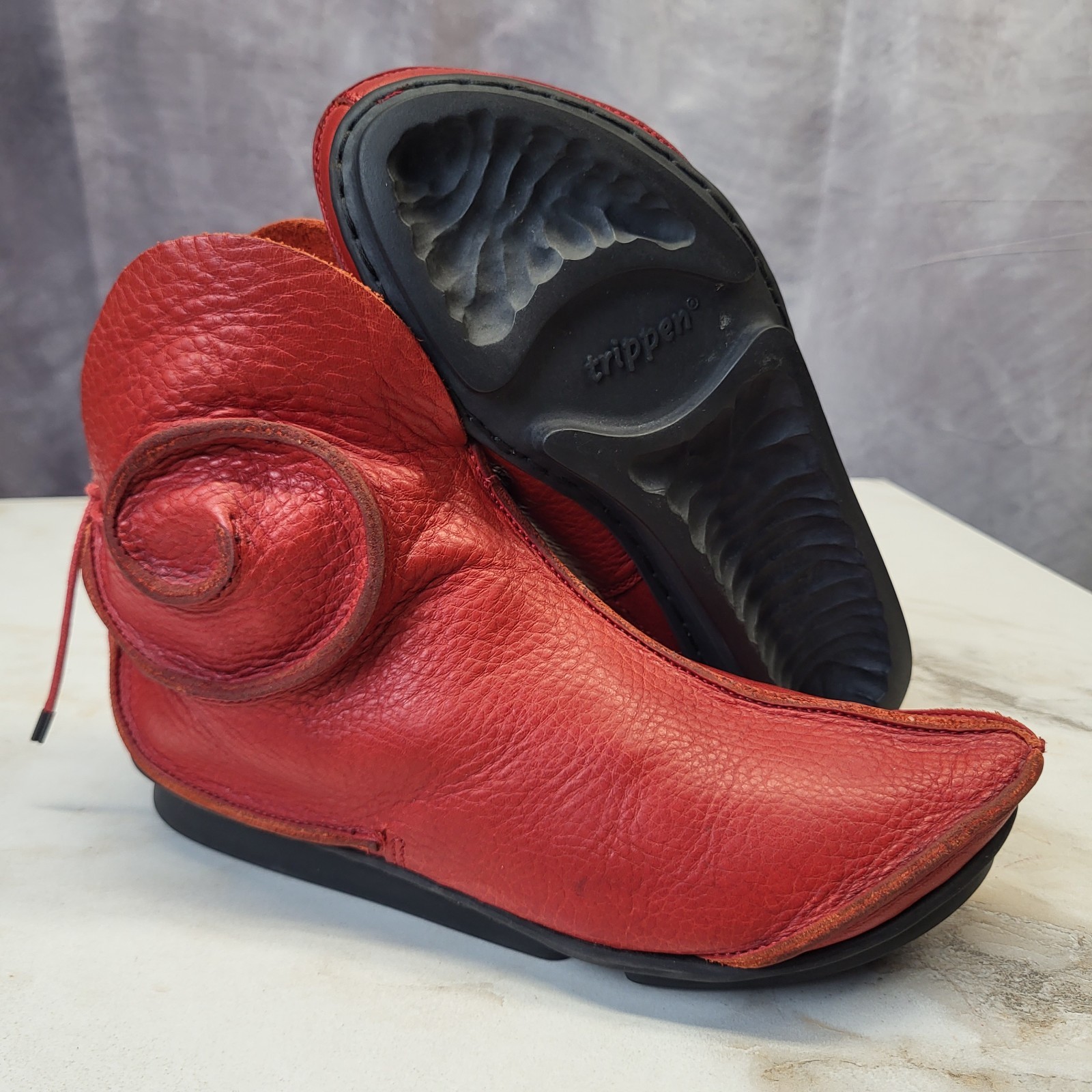 Trippen Taurus Penna Back Lace Midevil Peasant Booties Red Elf Women’s 37