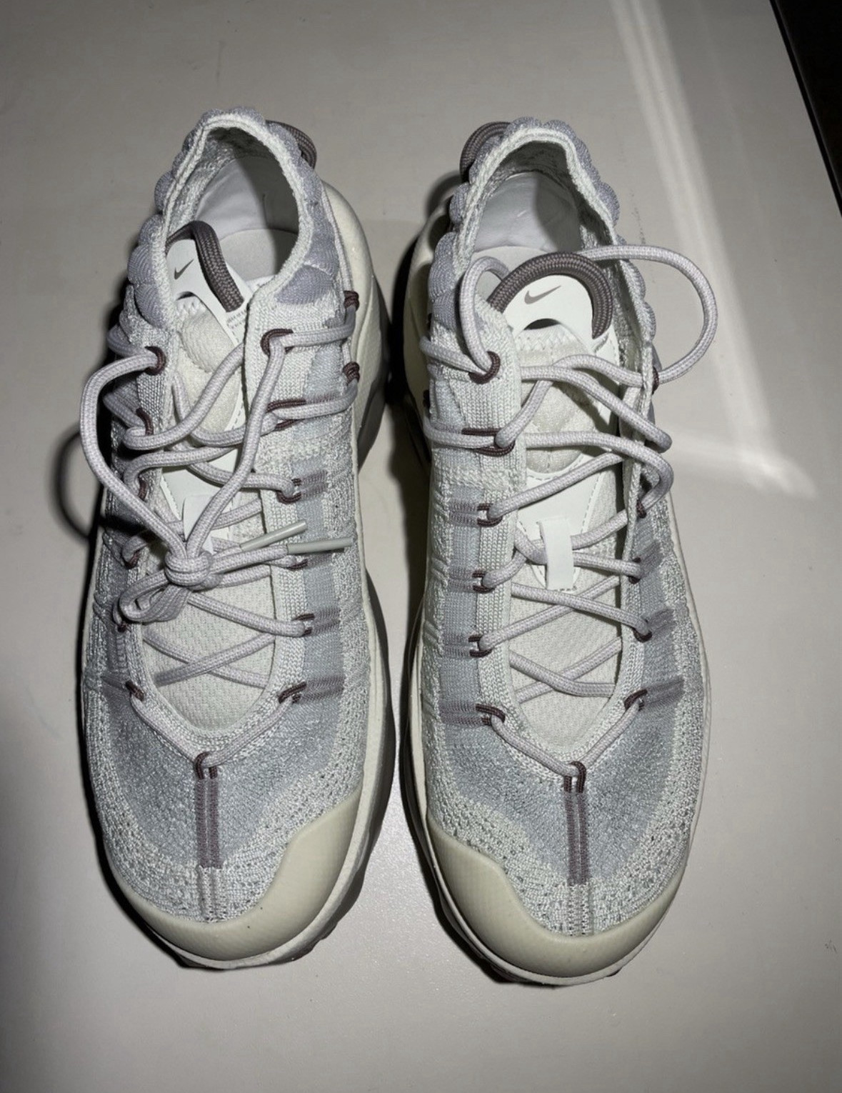 Nike Air Max Flyknit Venture Women’s Sneakers *NEVER WORN*