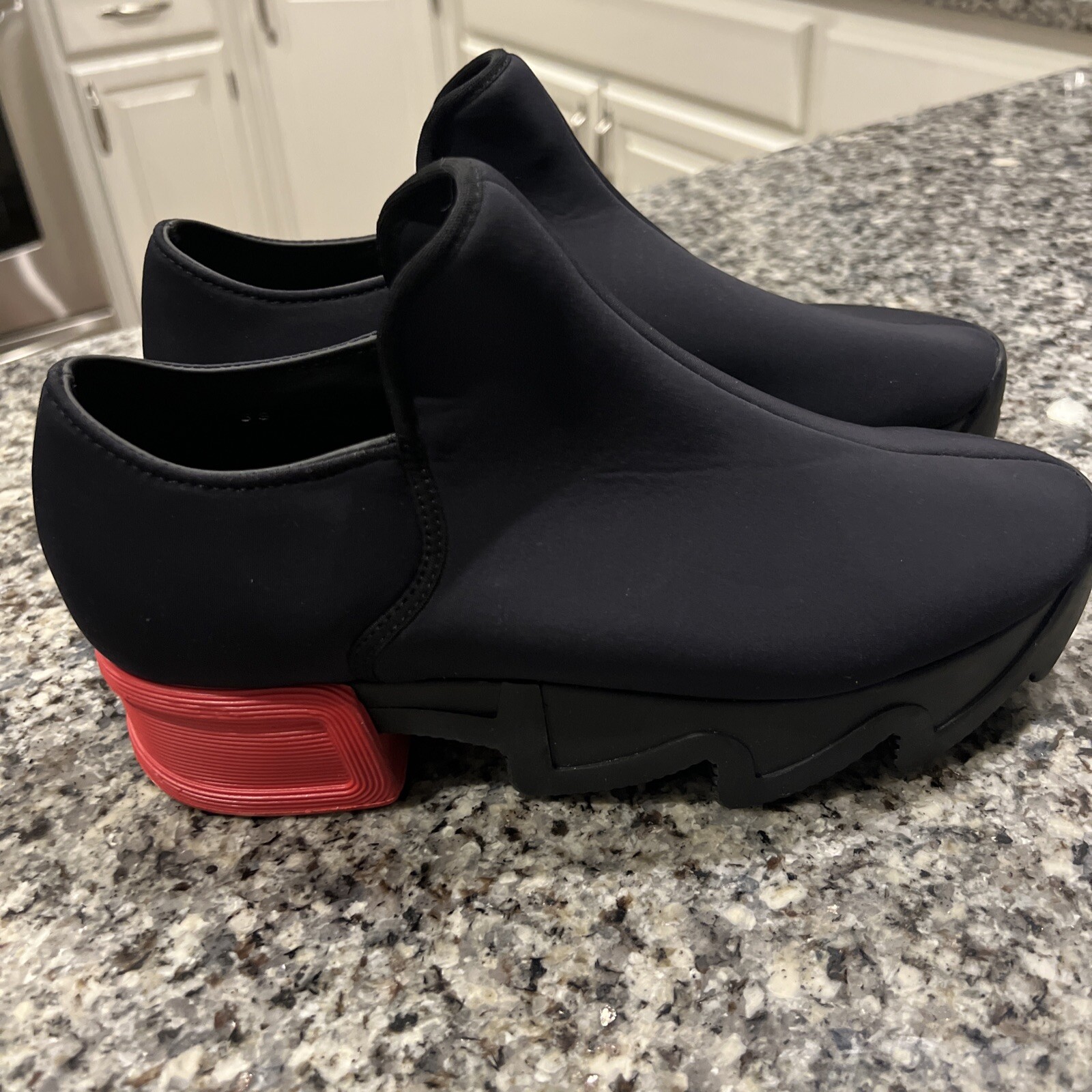 IRI NY Black Red Neoprene Sneaker Platform Futuristic Fashion Slip On 39 W9