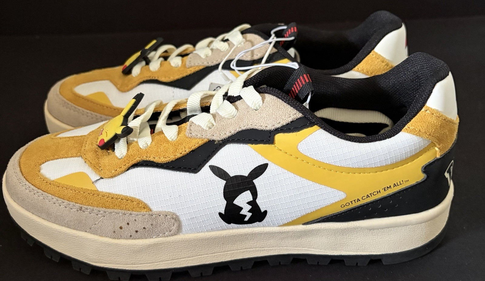POKÉMON PIKACHU Sports Sneakers ZARA Sz 37EU Women 6.5us New Unisex Shoes Japan