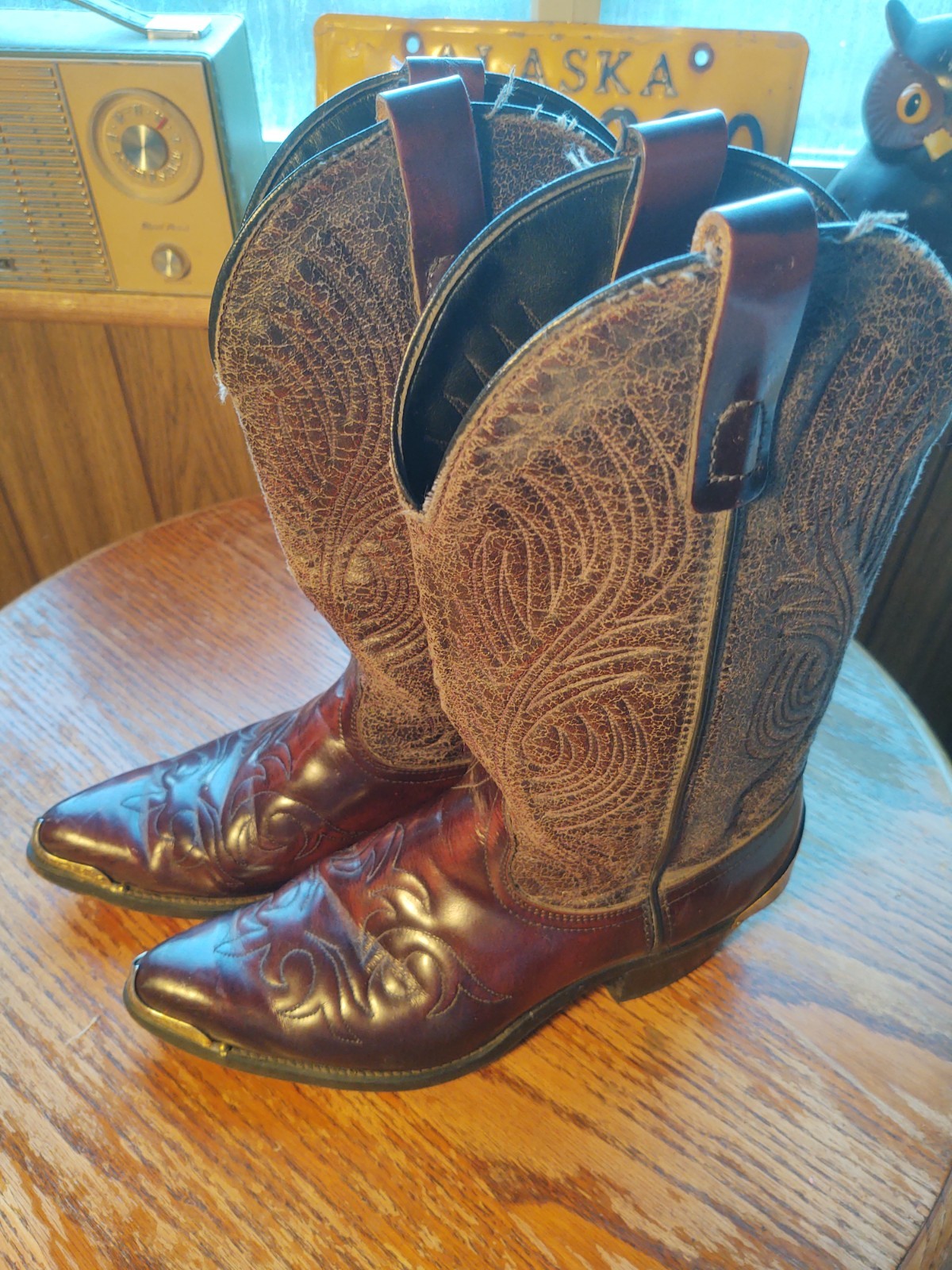 Vintage Laredo Brown leather & man made Cowgirl Boots Womens 8.5 – 9