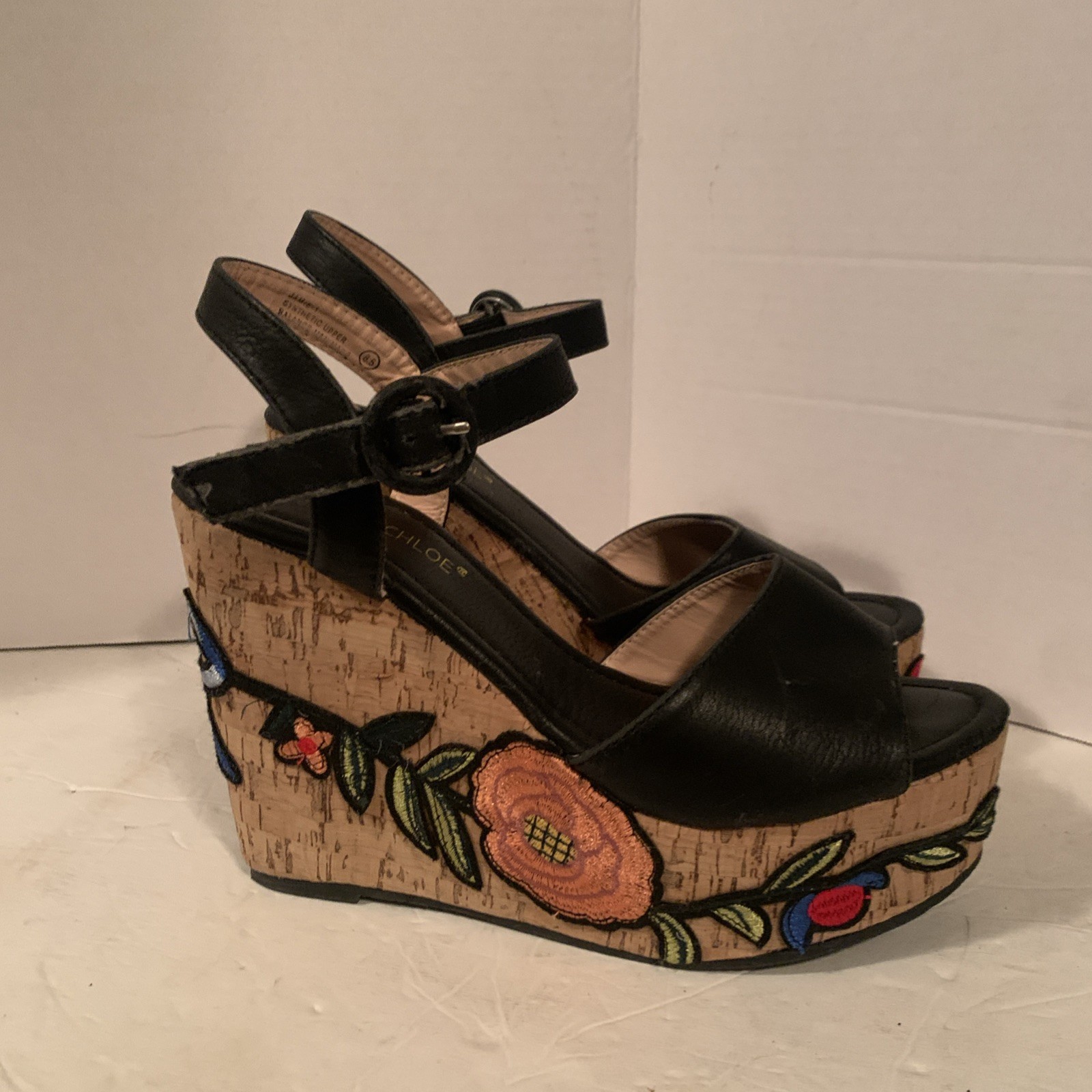 Ankle strap Cork Wedge Embroidered Platform Sandals 8.5 Boho Chase & Chloe 8.5