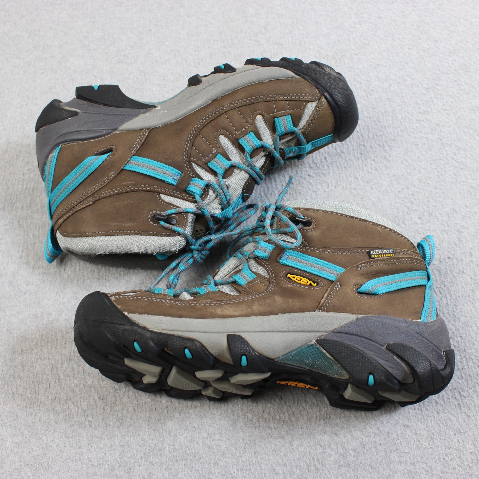 KEEN Snow Boots Womens Size 8 Brown Ankle Lace Up Shellback Waterproof Hiking