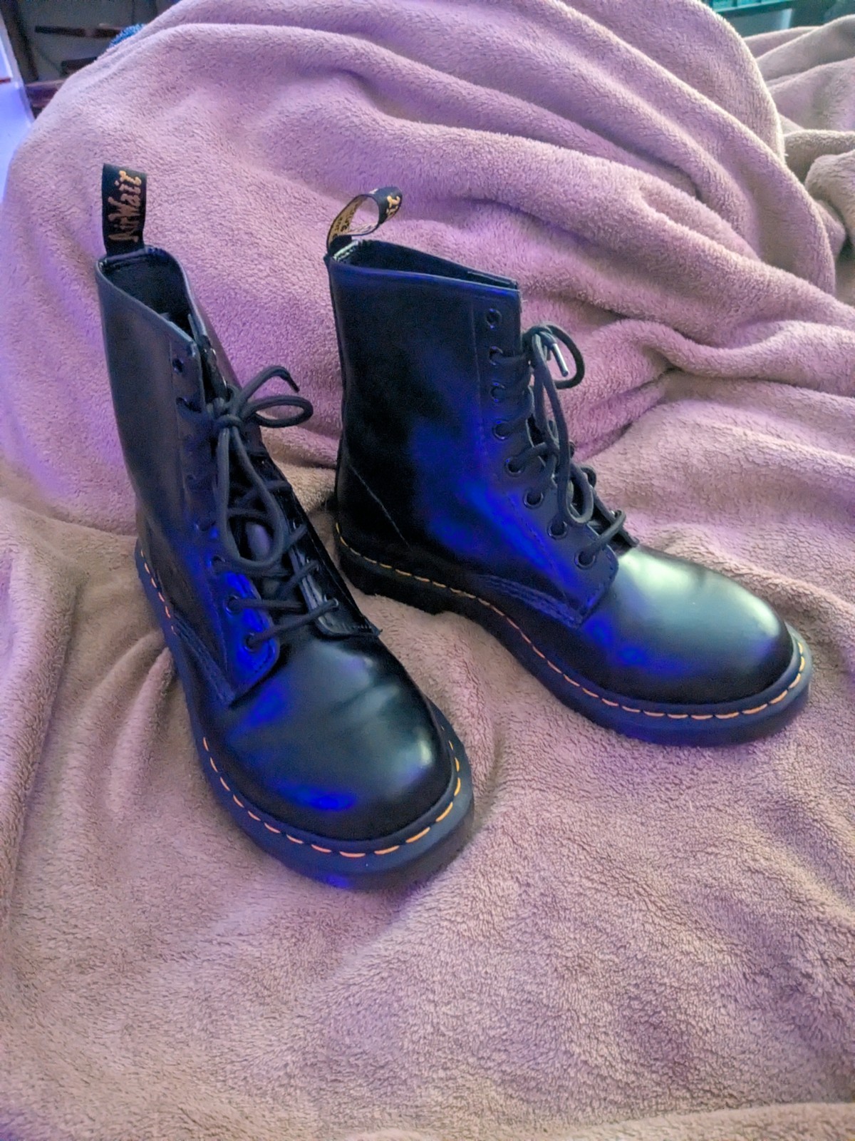 Dr. Martens 1460 Leather Unisex Boots 9 US /7 UK – Black