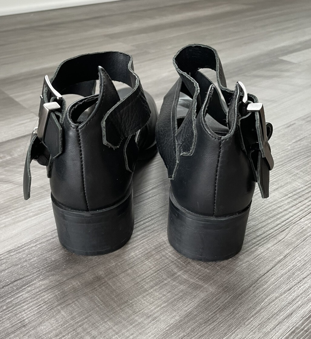 ZARA Leather Ankle Boots Buckles Booties Size 39 or US 8 See Description