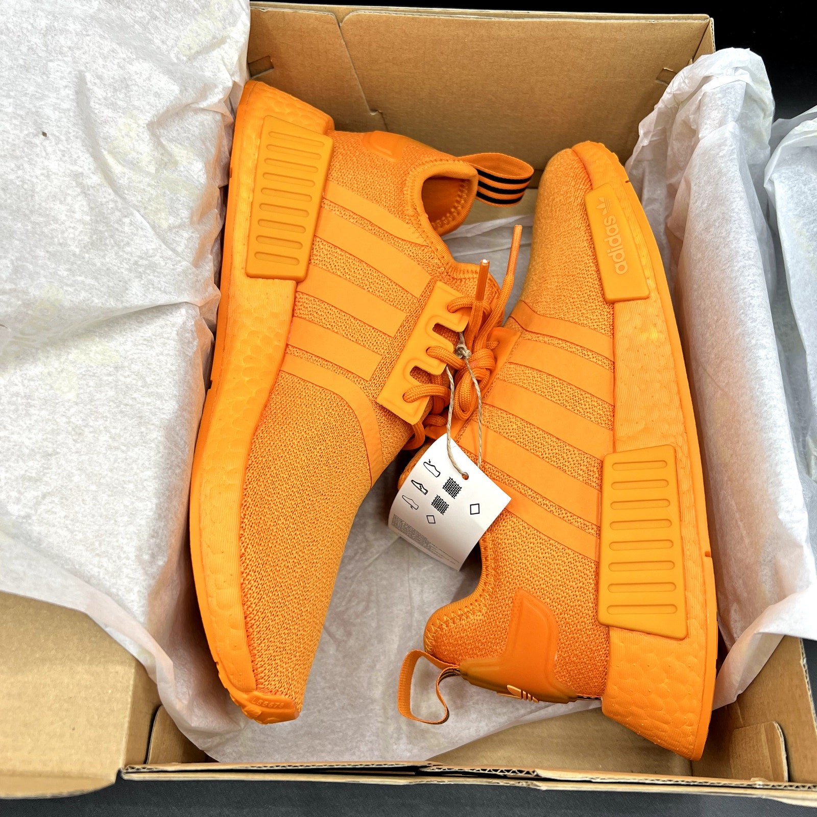 NEW Adidas NMD R1 Women’s Shoes Size 6.5 Bright Orange Sneakers Athletic GV9439
