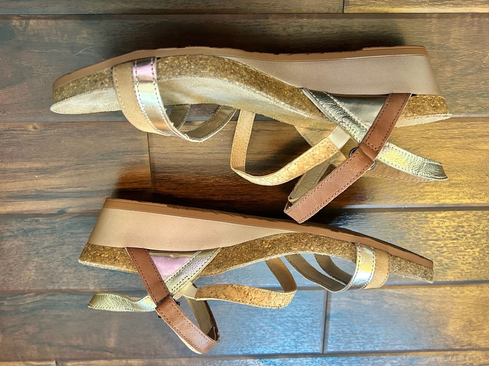 Naot Hero Women’s Multi-Colored Mixed Metal Strappy Wedge Sandals 40 EUC
